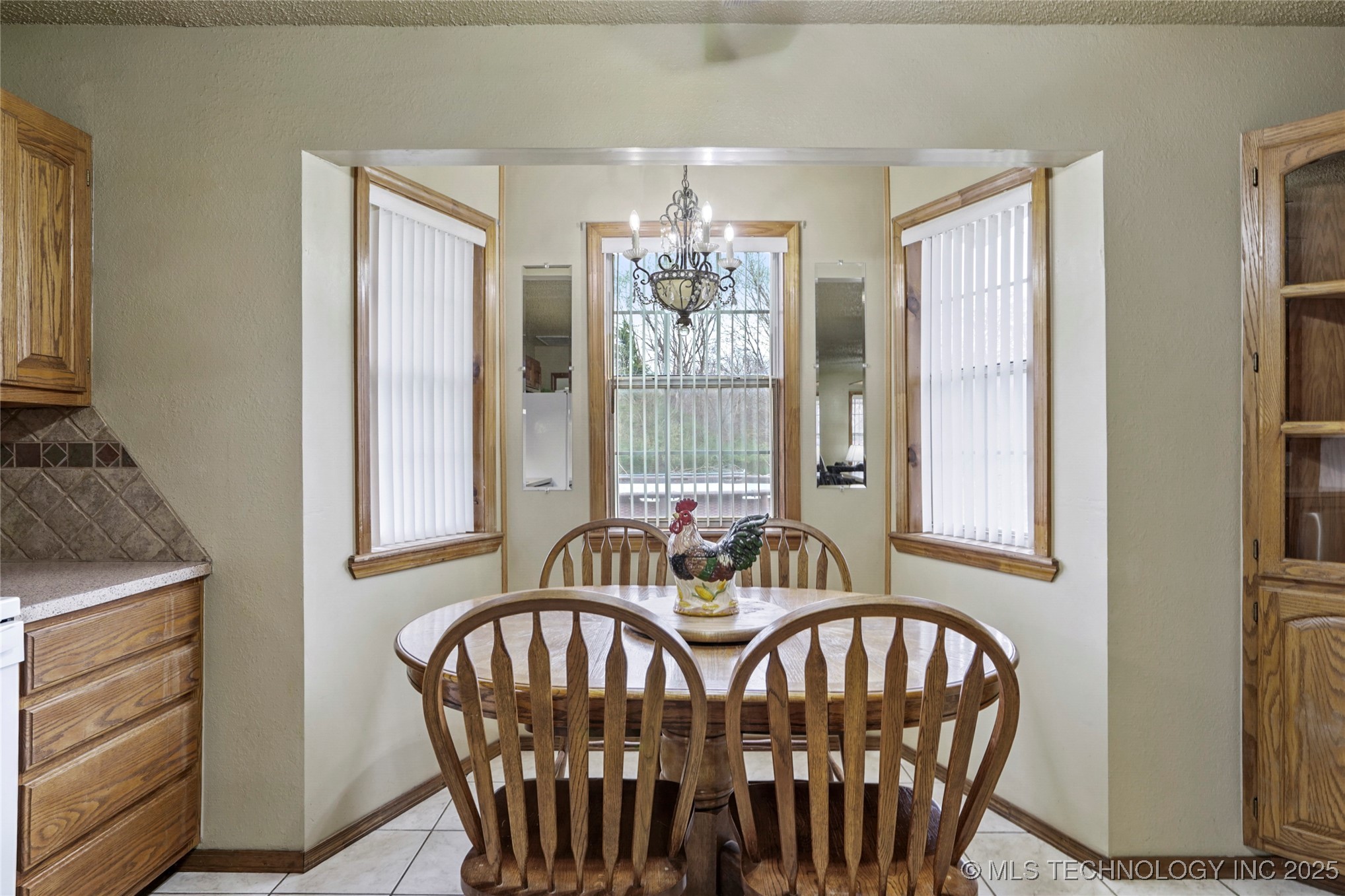 16007 N 137th East Avenue Property Photo 11