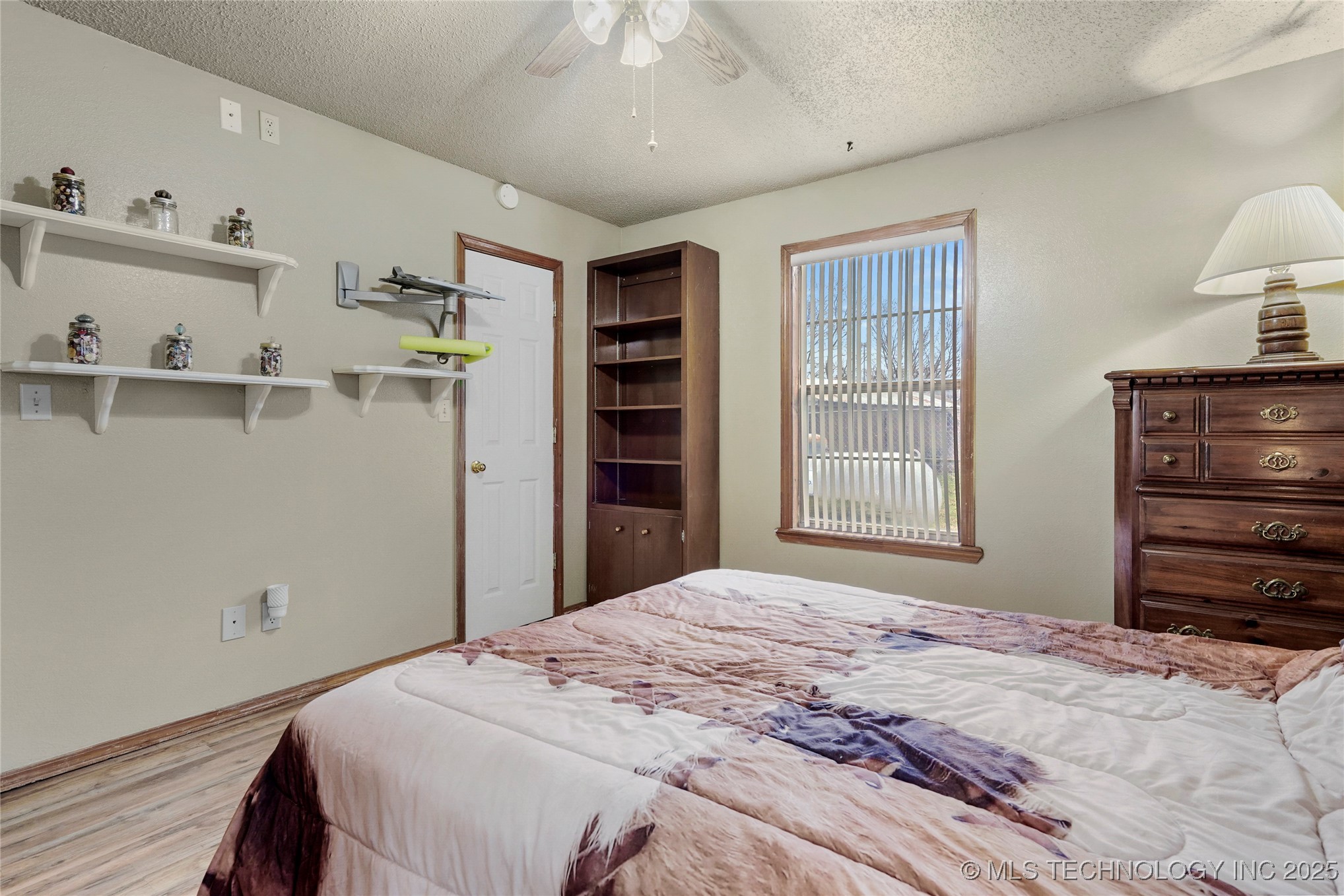 16007 N 137th East Avenue Property Photo 20