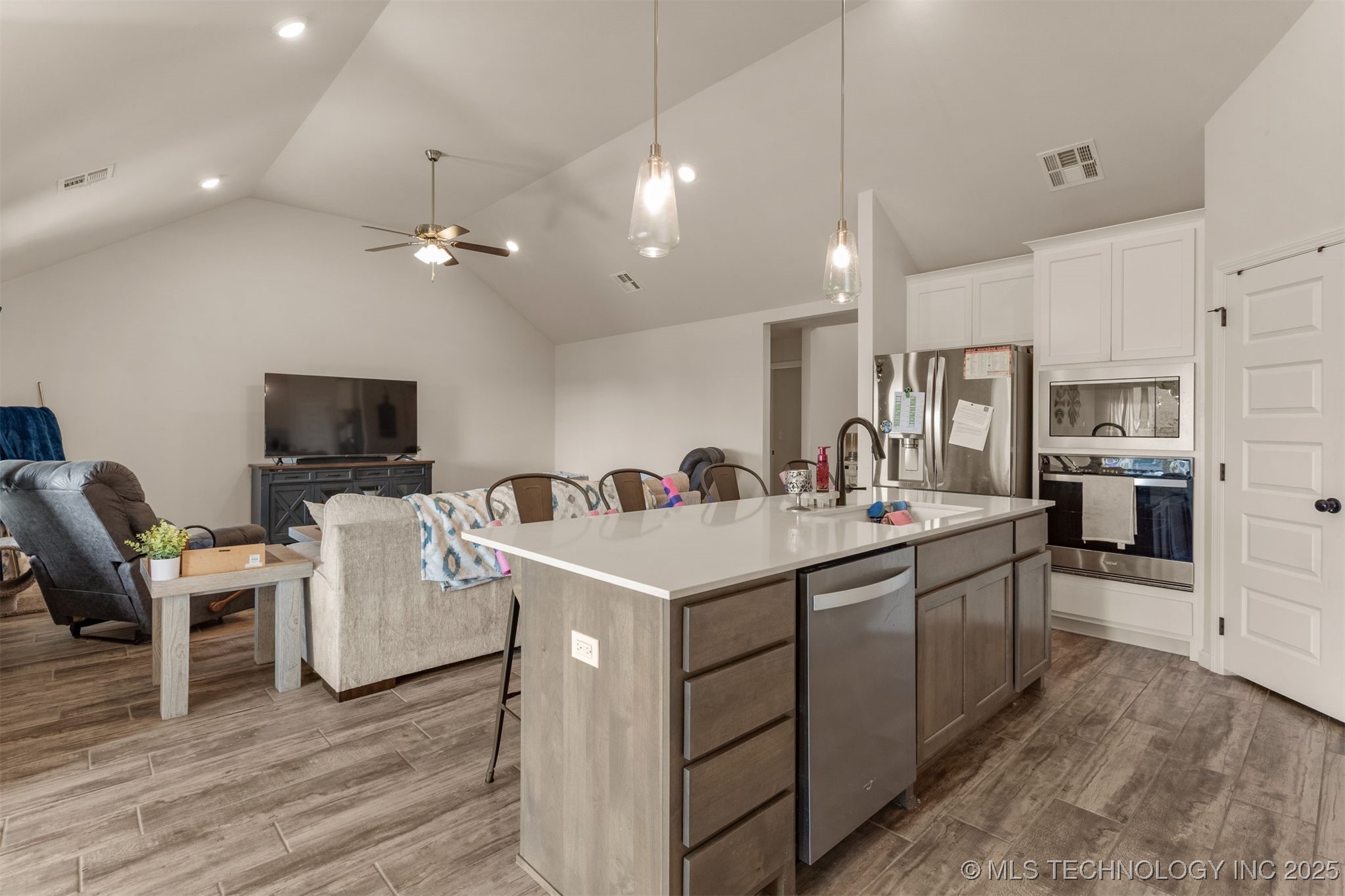 3460 E 154th Court Property Photo 16