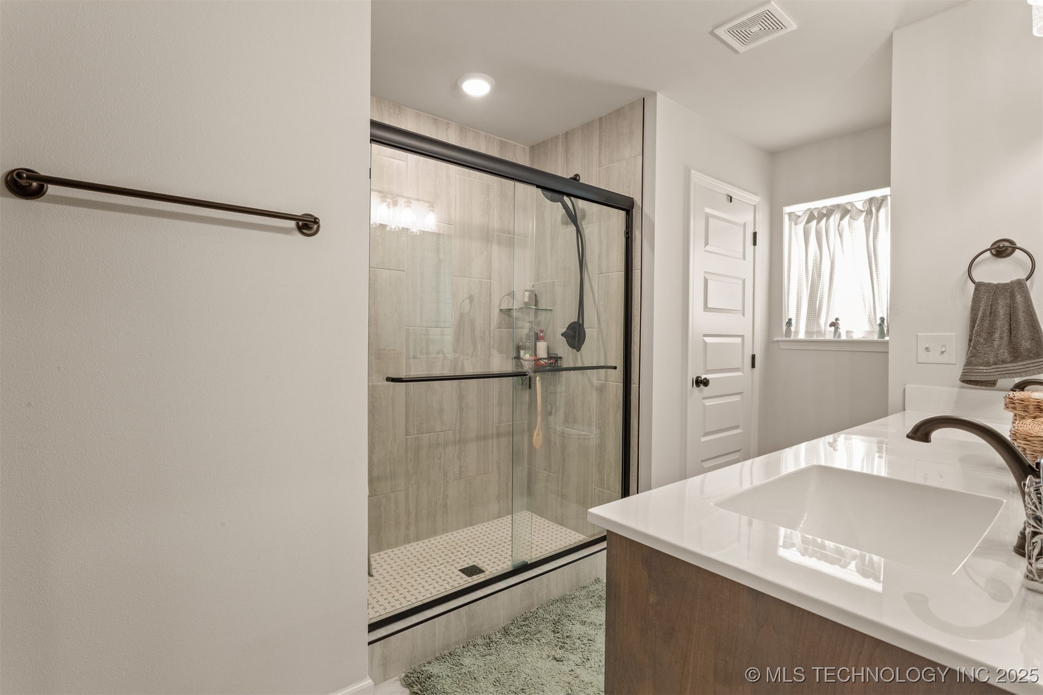 3460 E 154th Court Property Photo 32