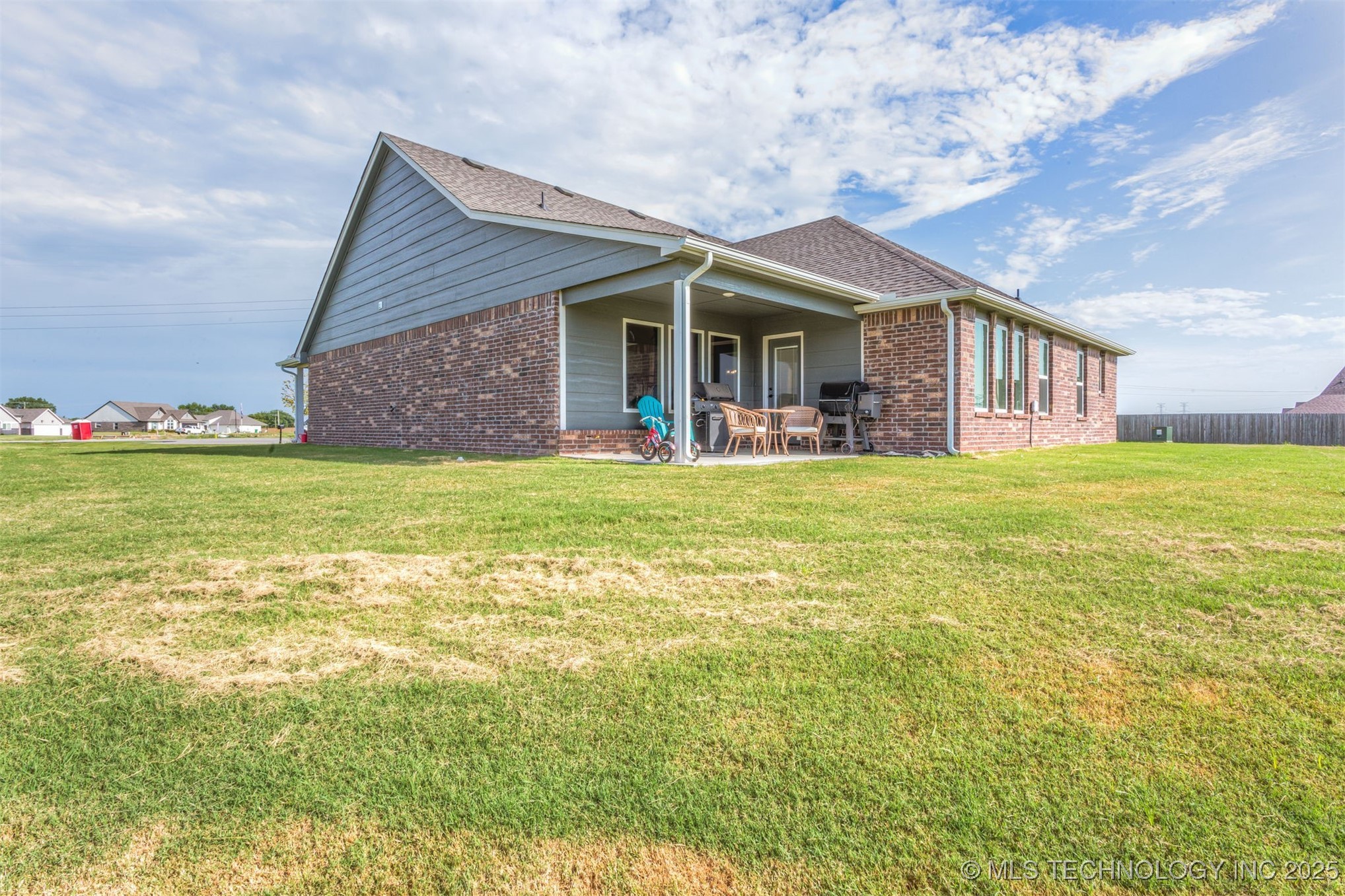 3460 E 154th Court Property Photo 37