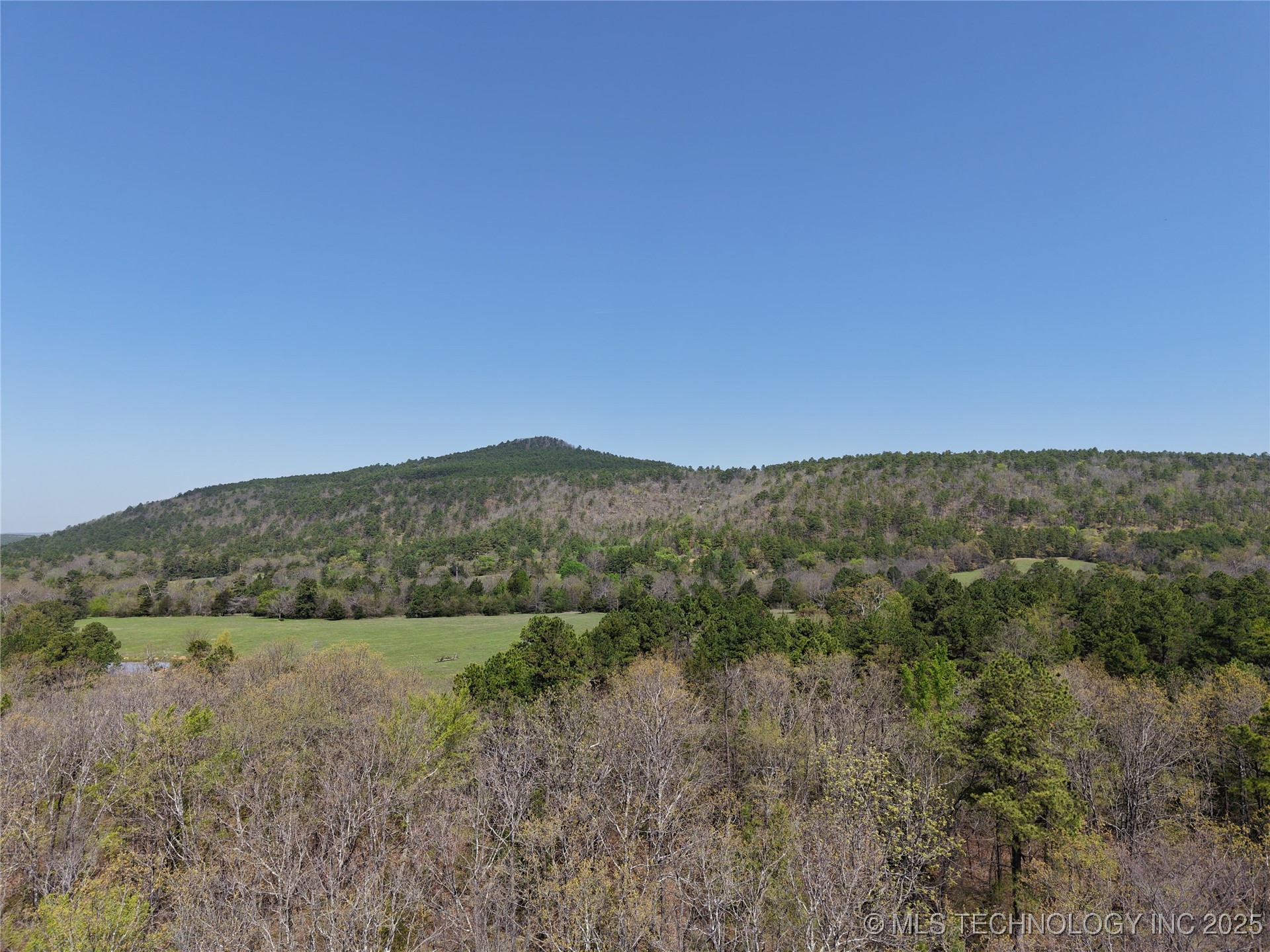 2 Nw 196th Road Property Photo 19