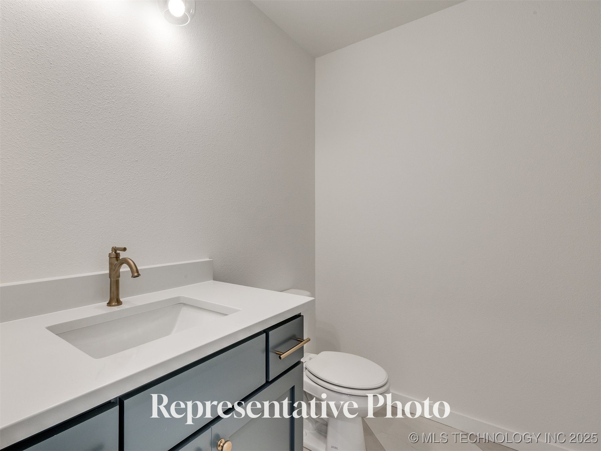 7613 E 89th Street North Property Photo 6