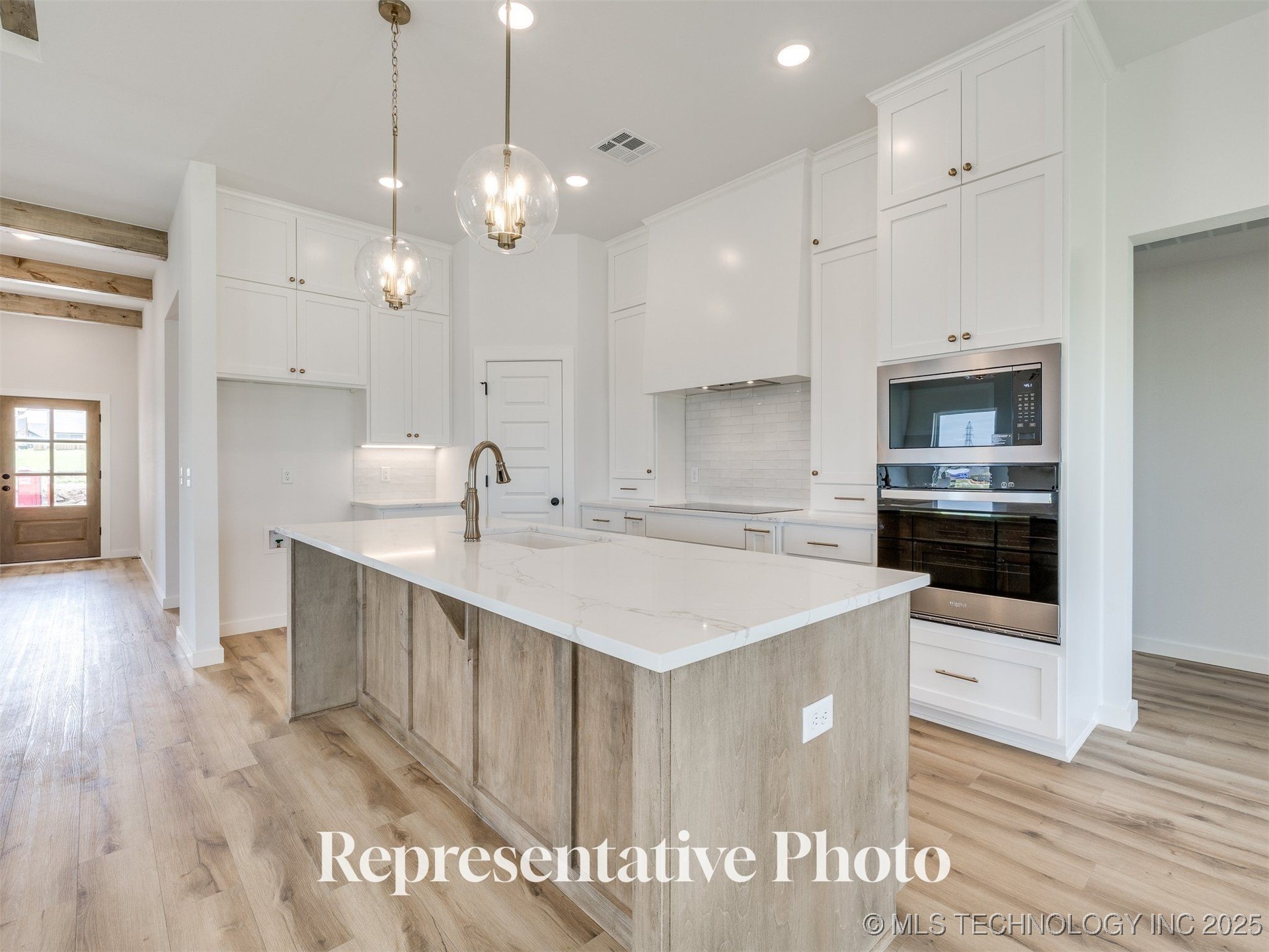 7613 E 89th Street North Property Photo 18