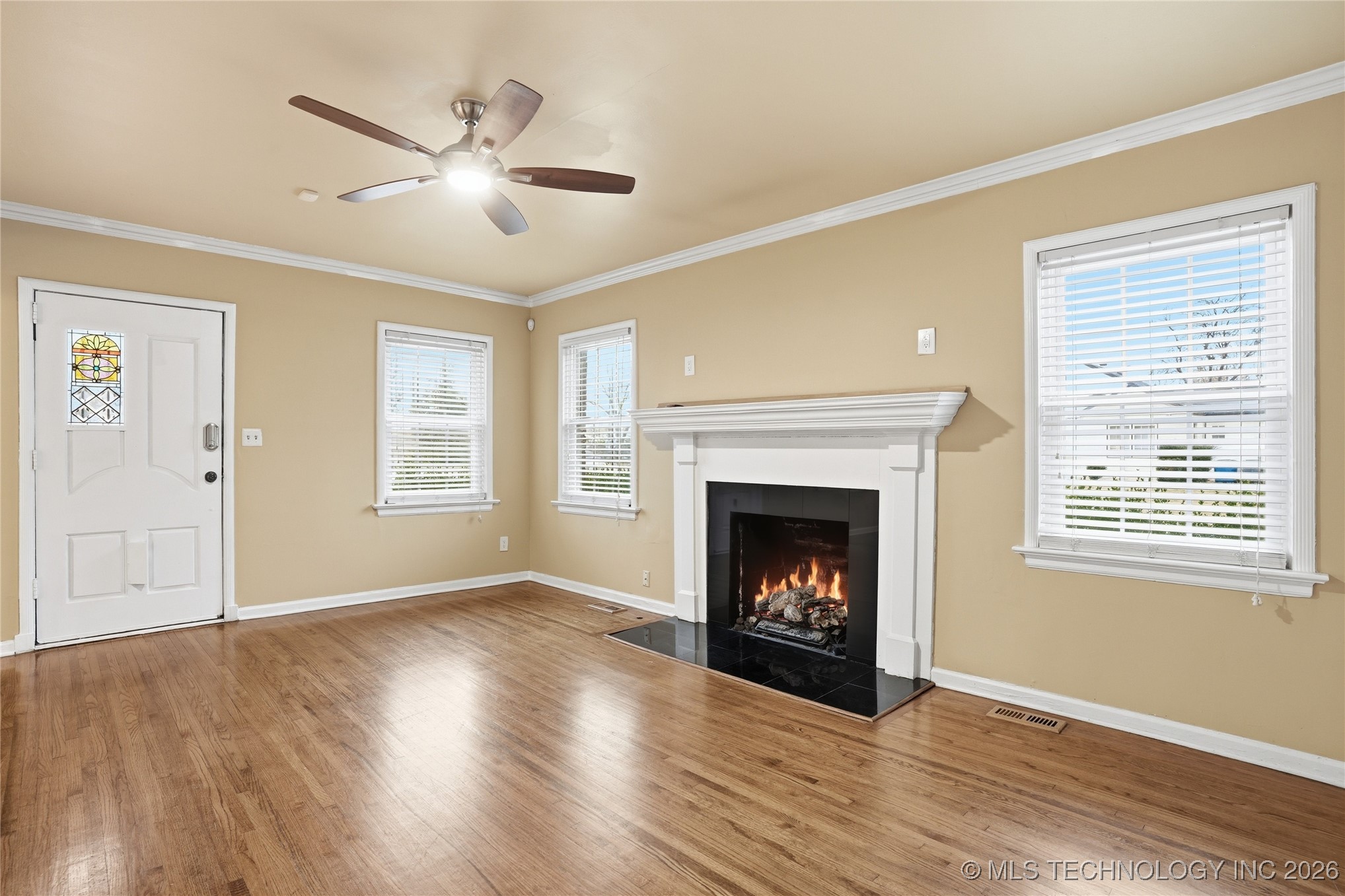 3405 Riverside Drive Property Photo 12