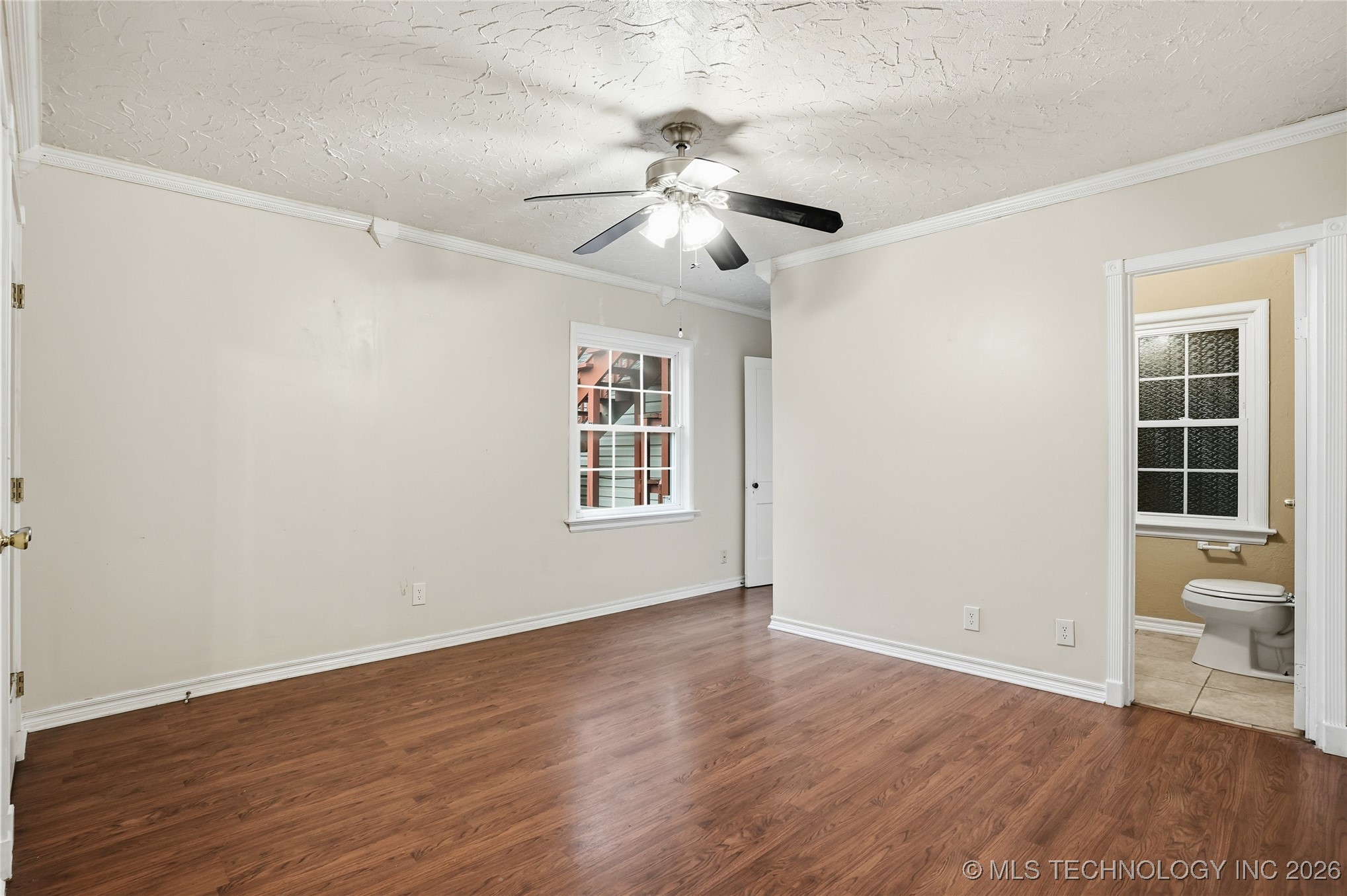 3405 Riverside Drive Property Photo 22