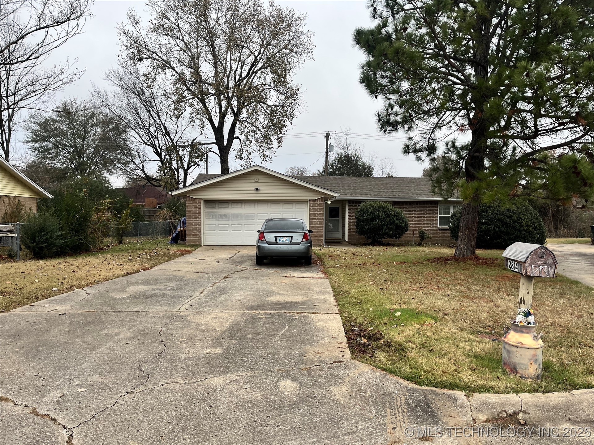 2814 Fredonia Street Property Photo 1