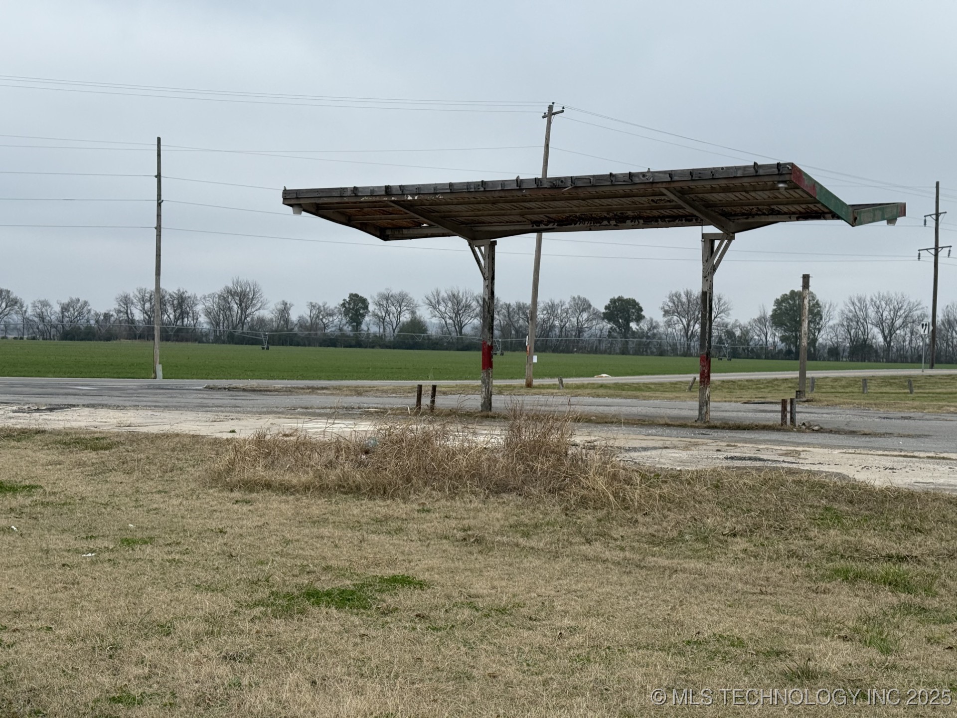 9999 Hwy 100 Property Photo 3