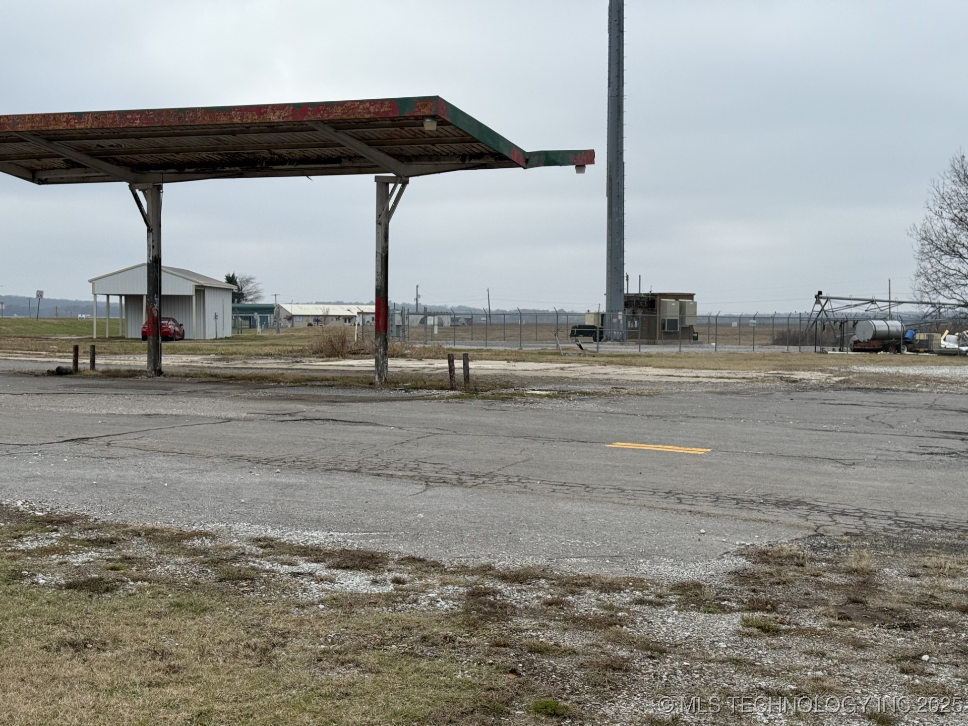 9999 Hwy 100 Property Photo 5