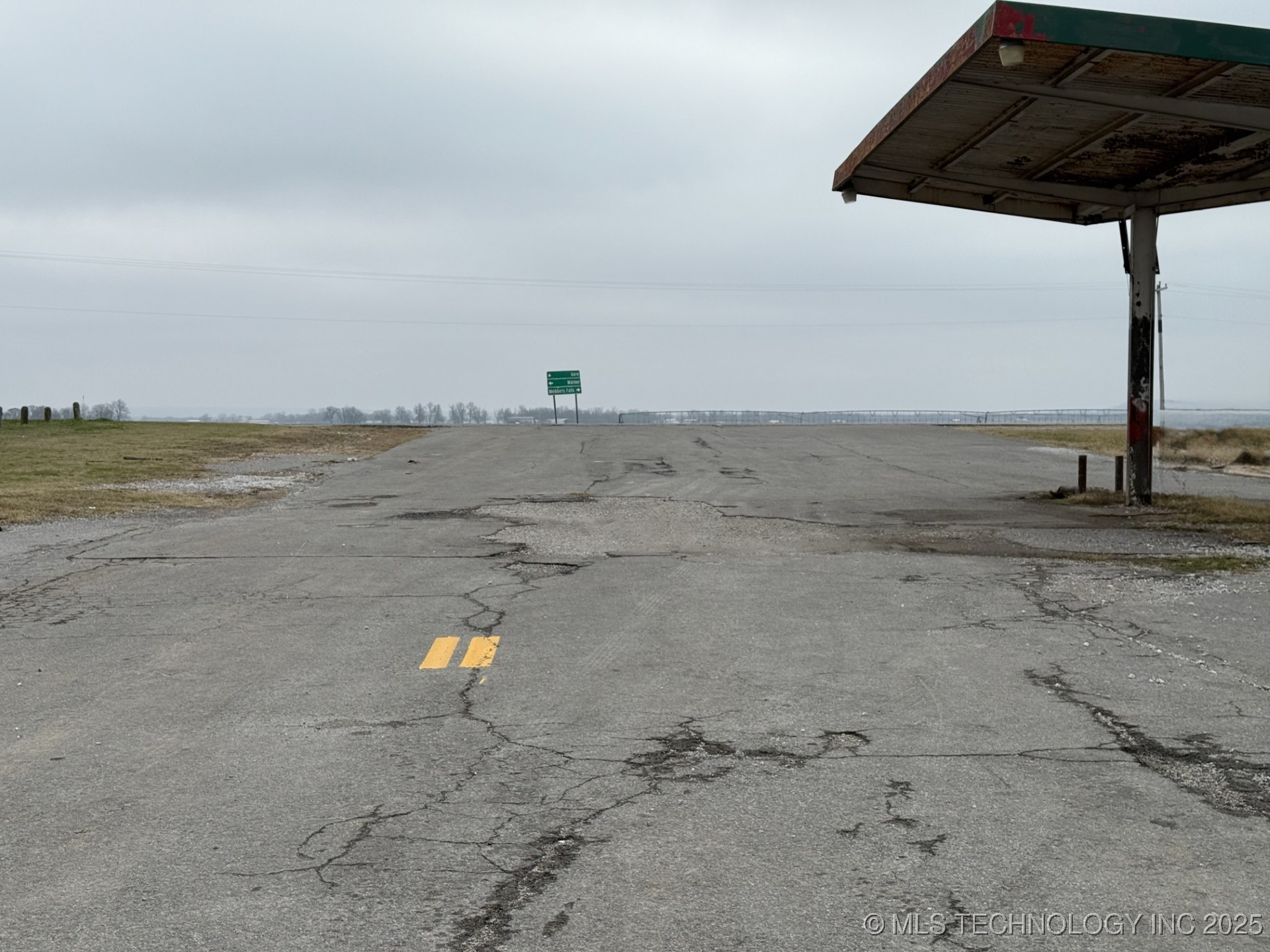 9999 Hwy 100 Property Photo 7