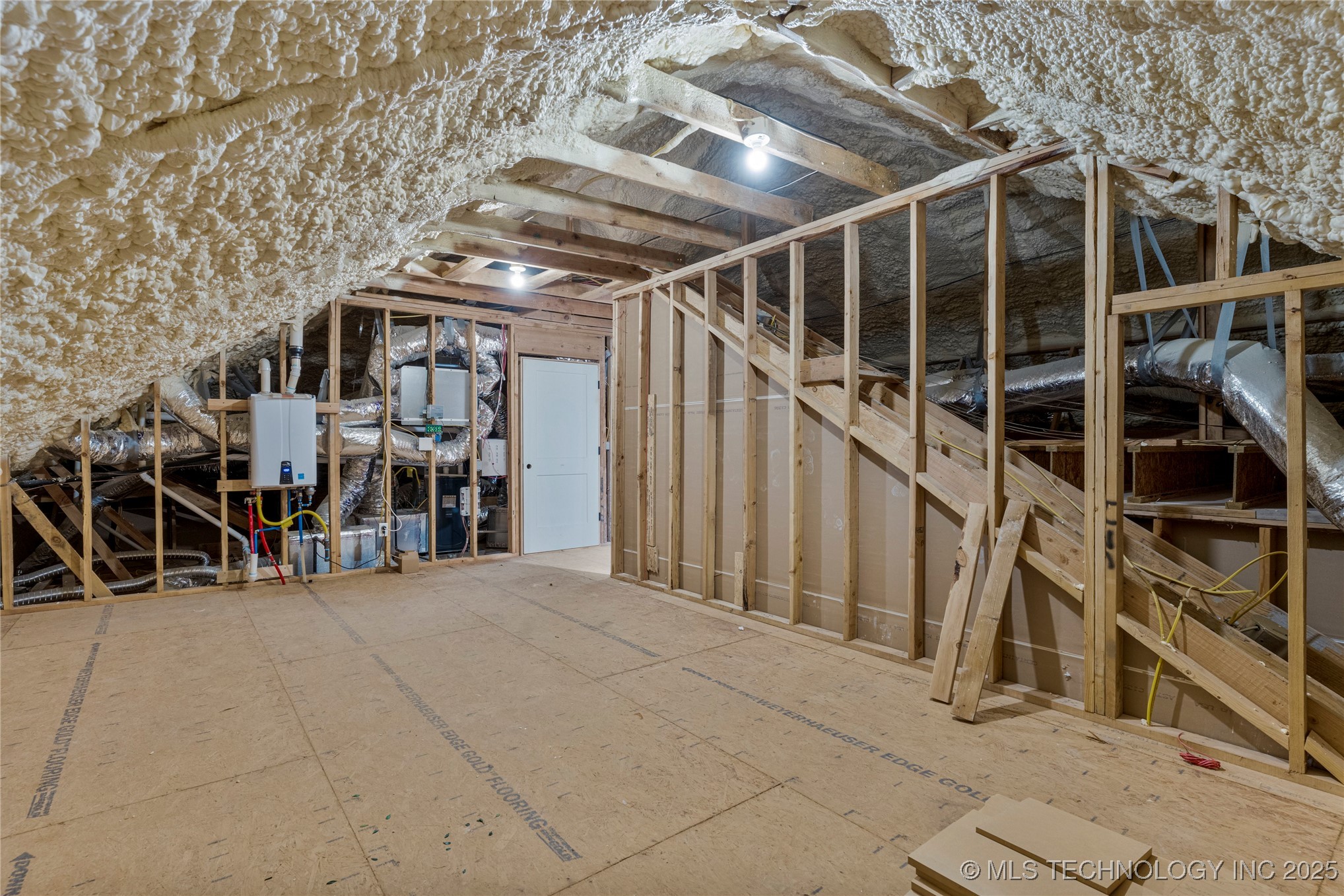 8505 S Phoenix Avenue Property Photo 52