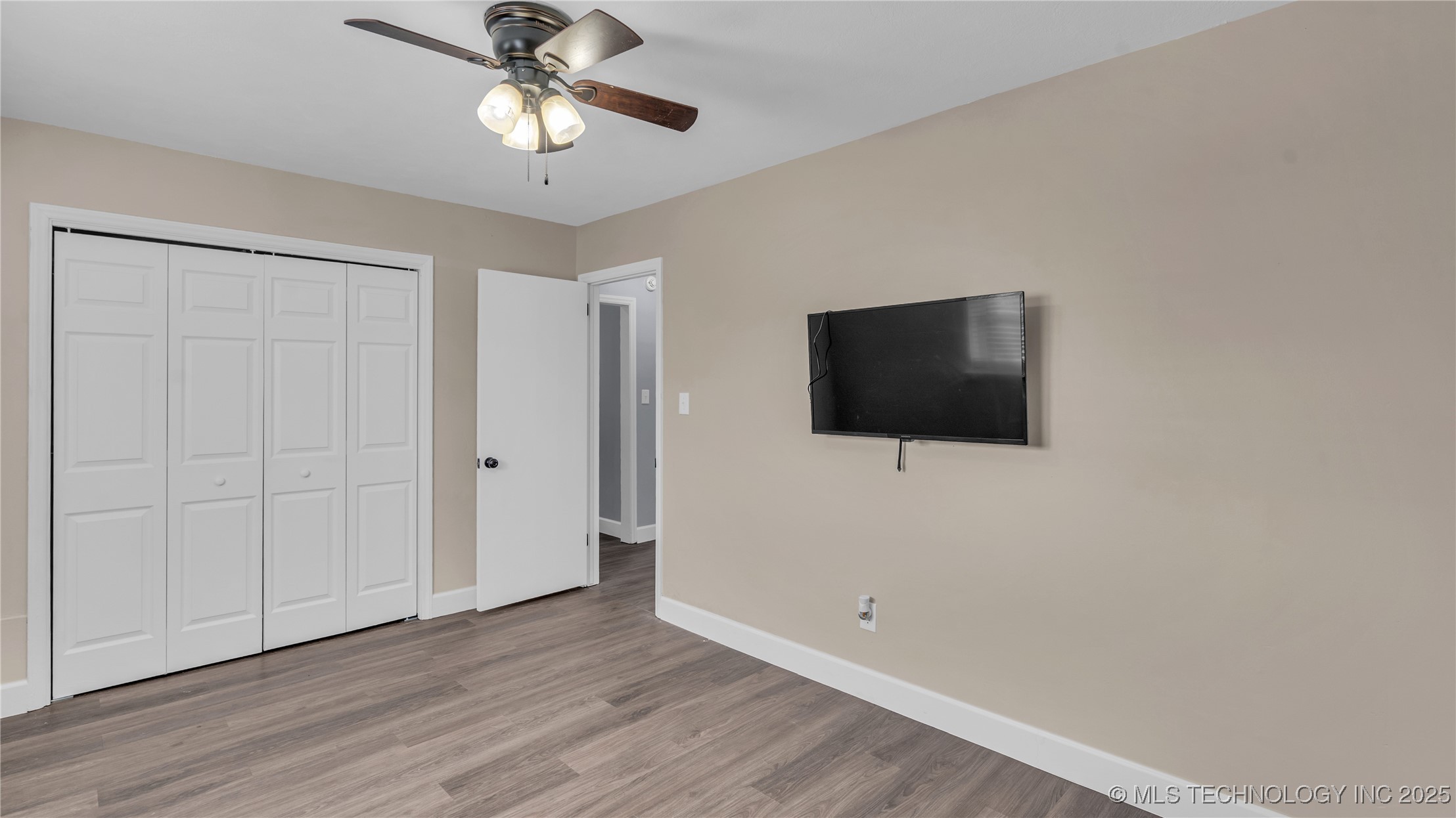 10108 E 28th Street Property Photo 11