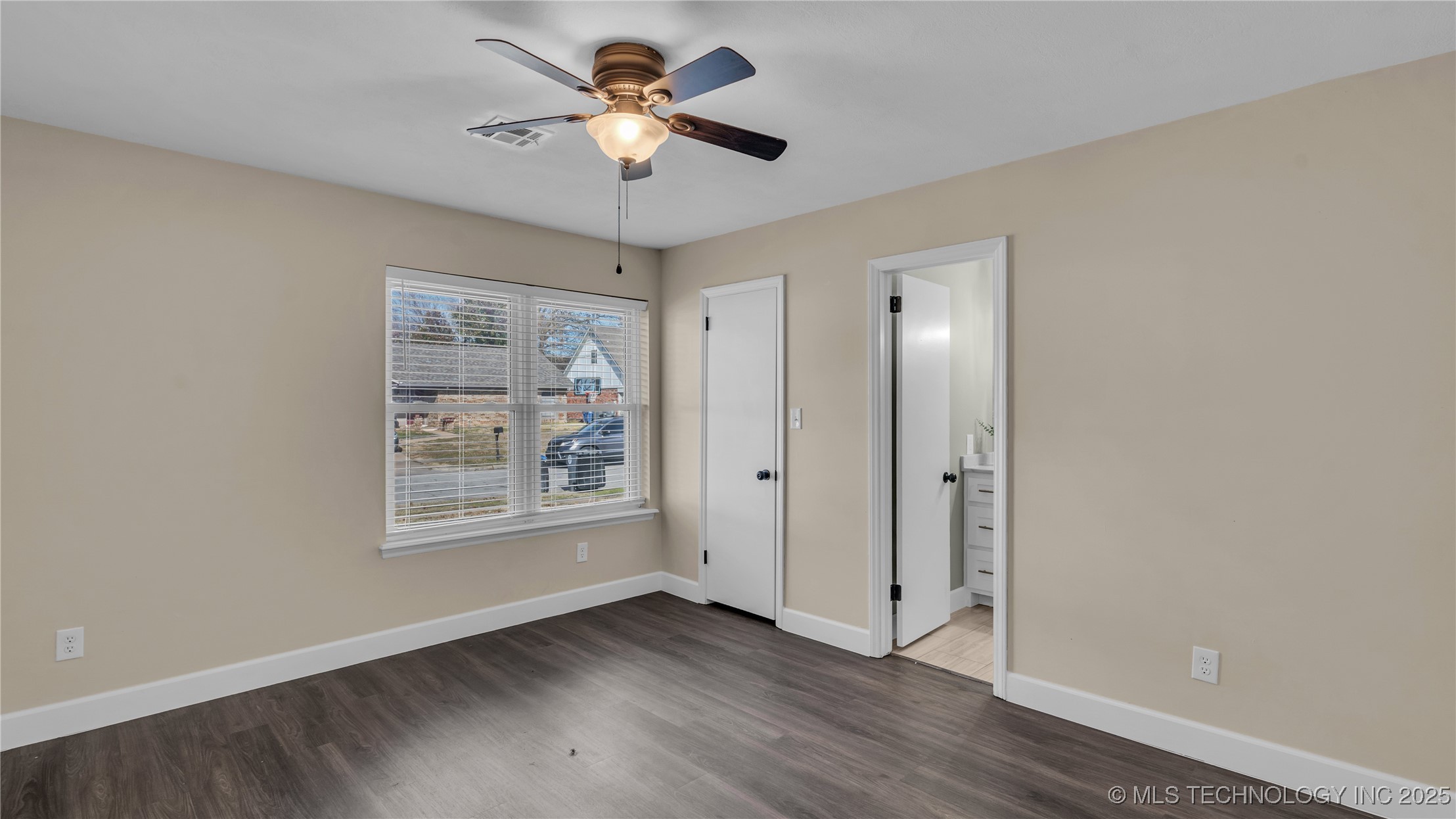 10108 E 28th Street Property Photo 13