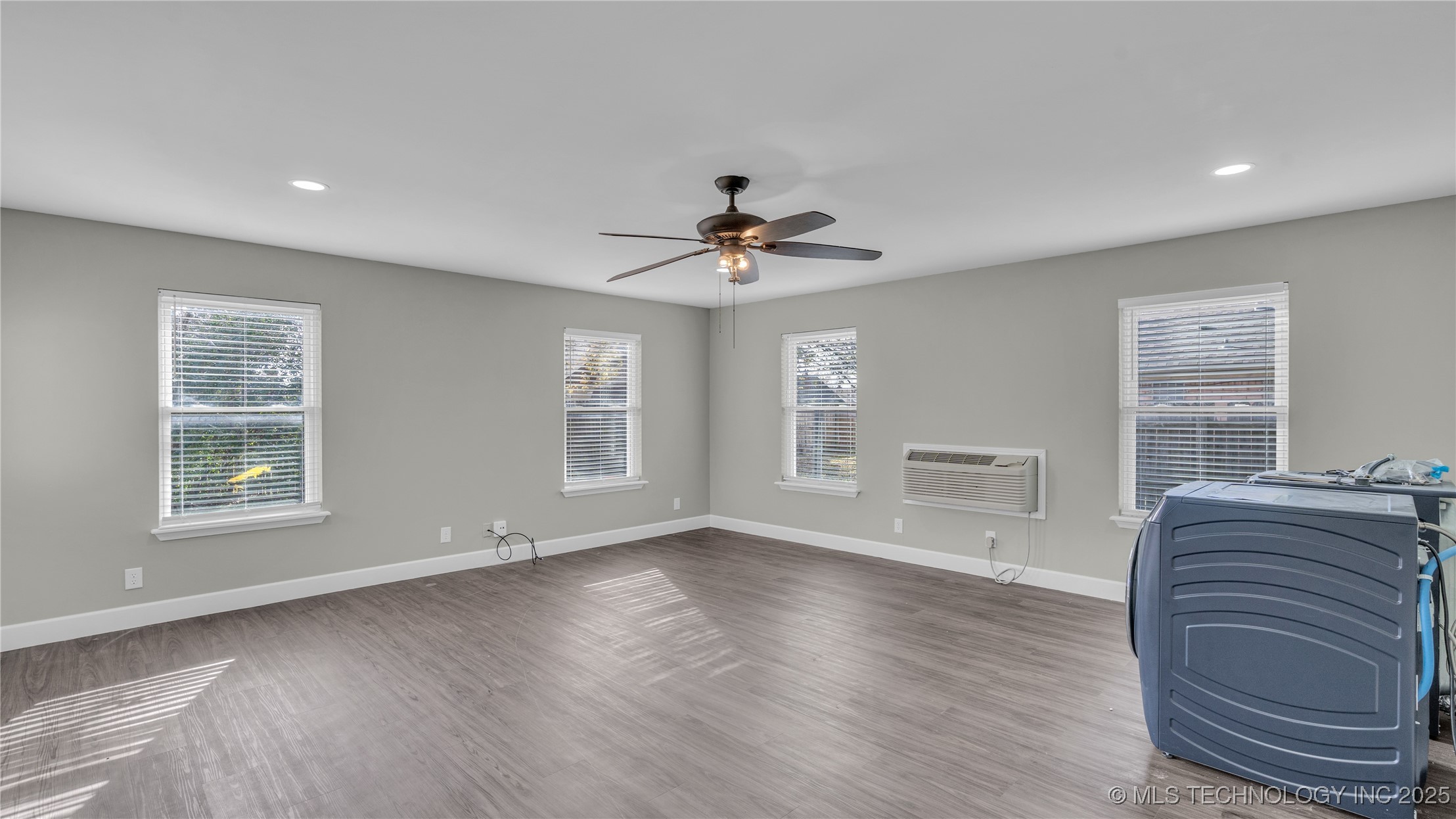 10108 E 28th Street Property Photo 14