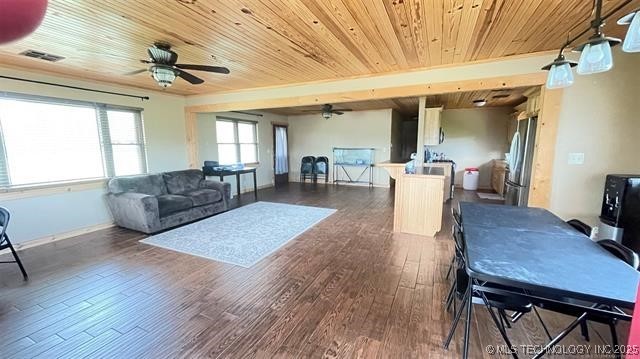 1370 E 580 Property Photo 3