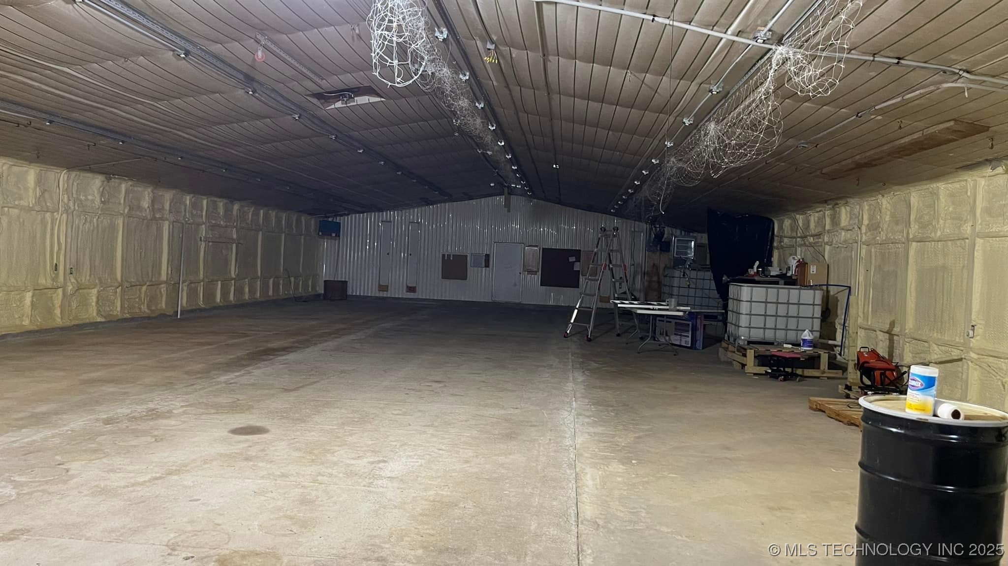 1370 E 580 Property Photo 8