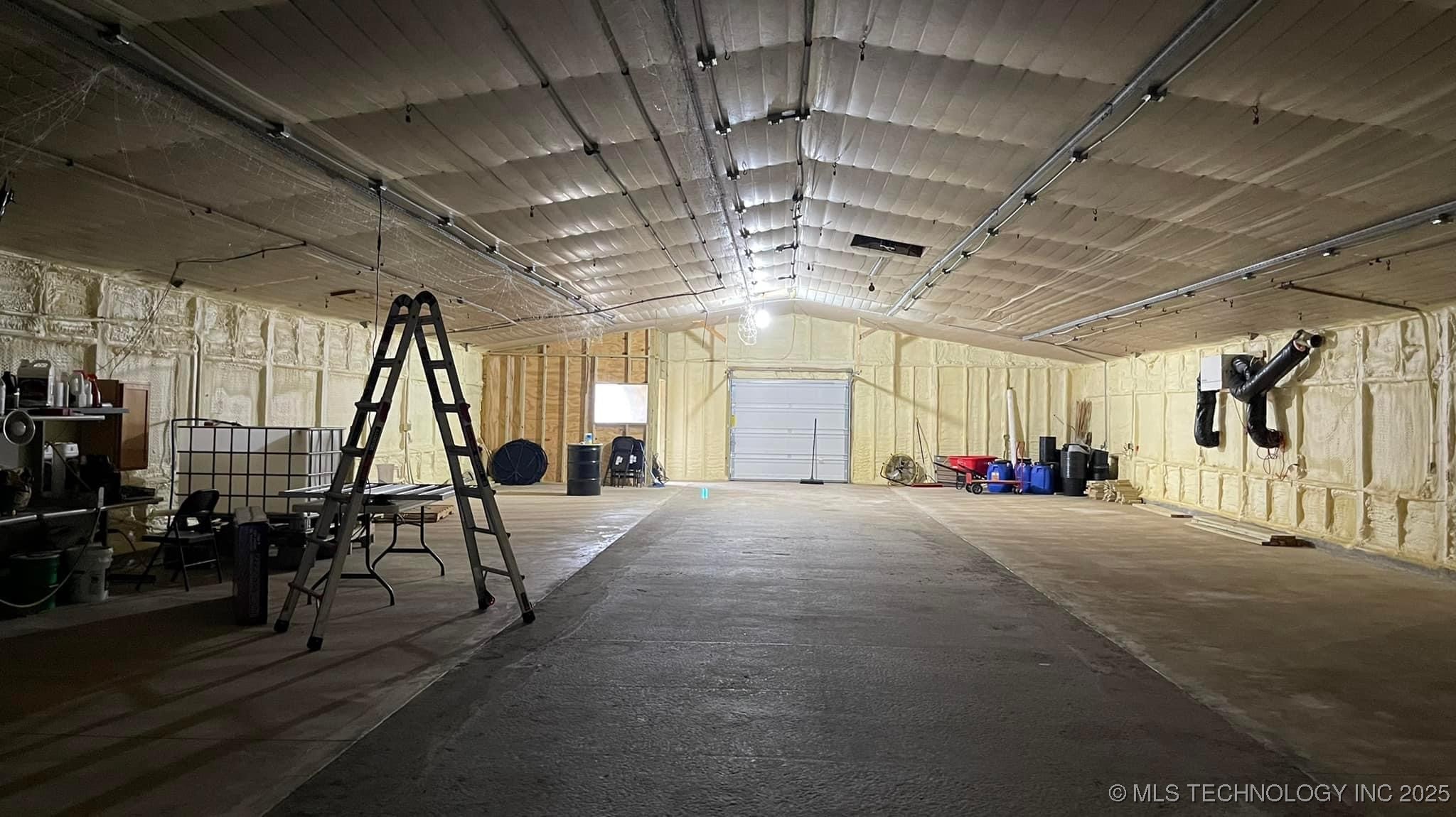 1370 E 580 Property Photo 9