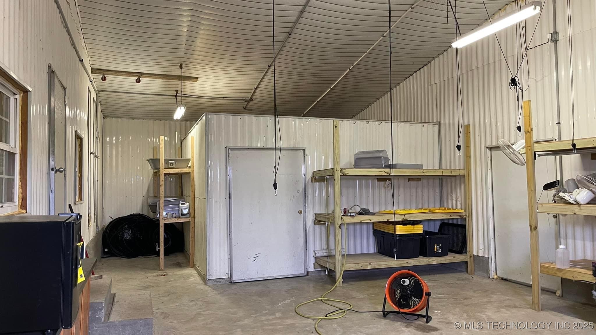 1370 E 580 Property Photo 10