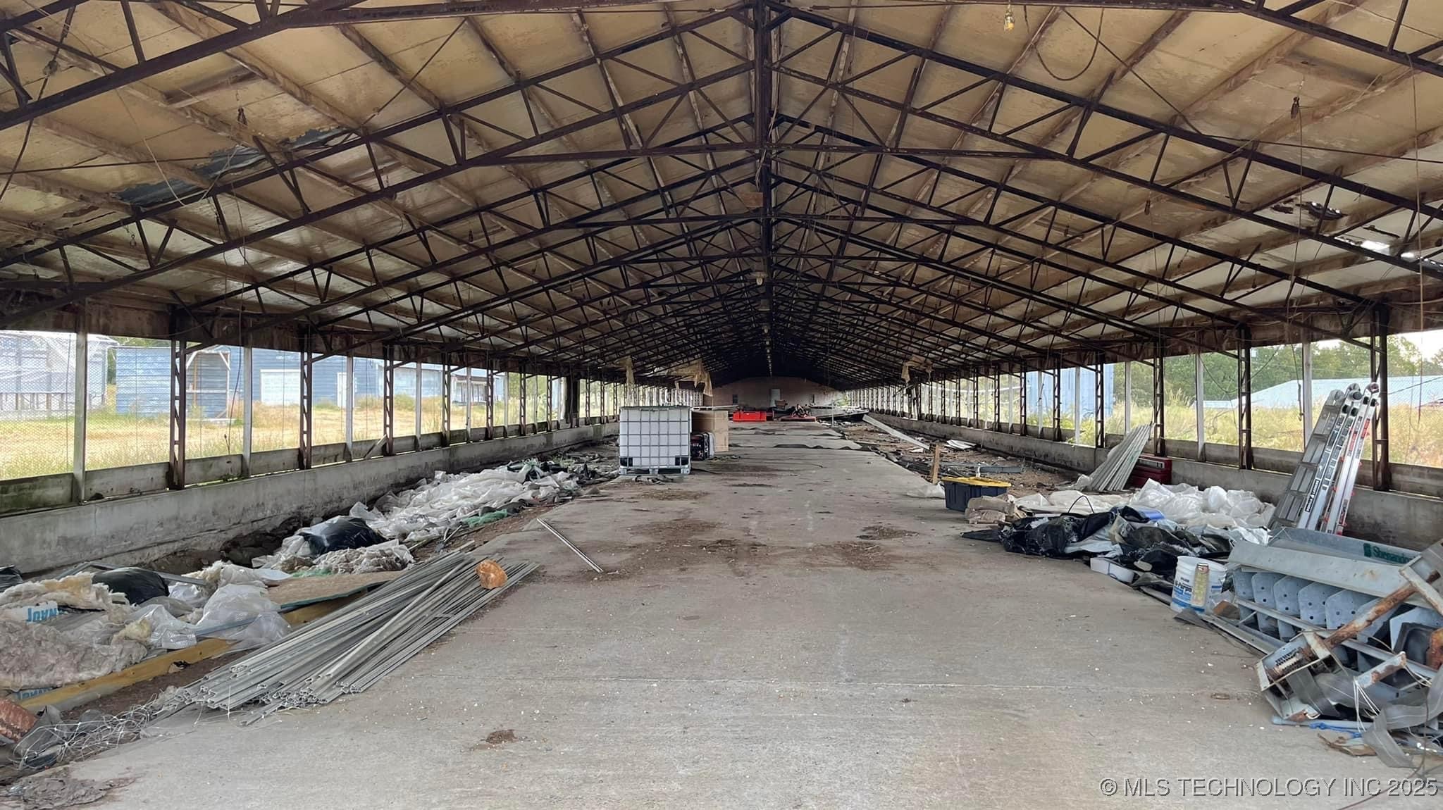 1370 E 580 Property Photo 14