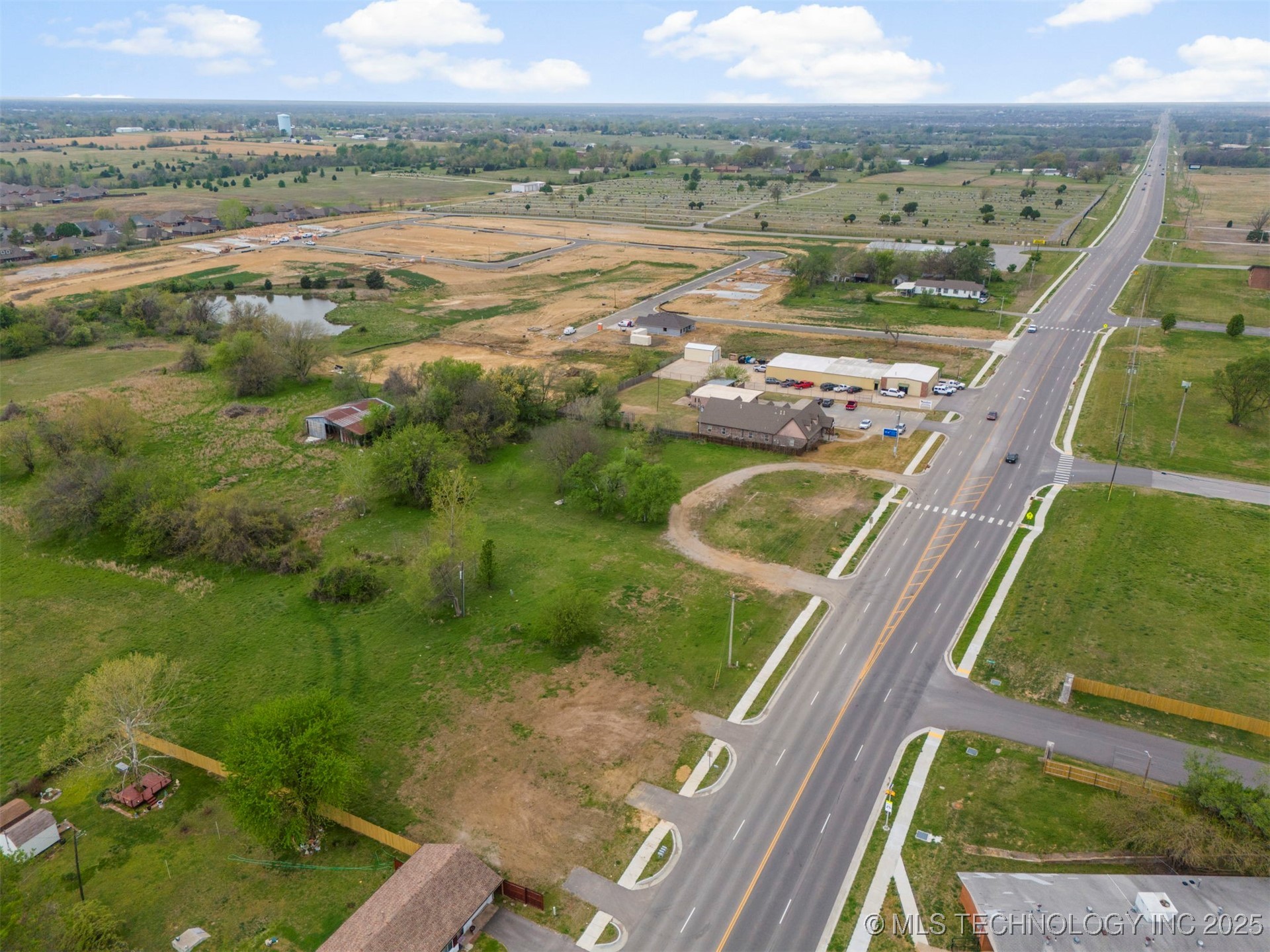 Broadway Street Property Photo 5