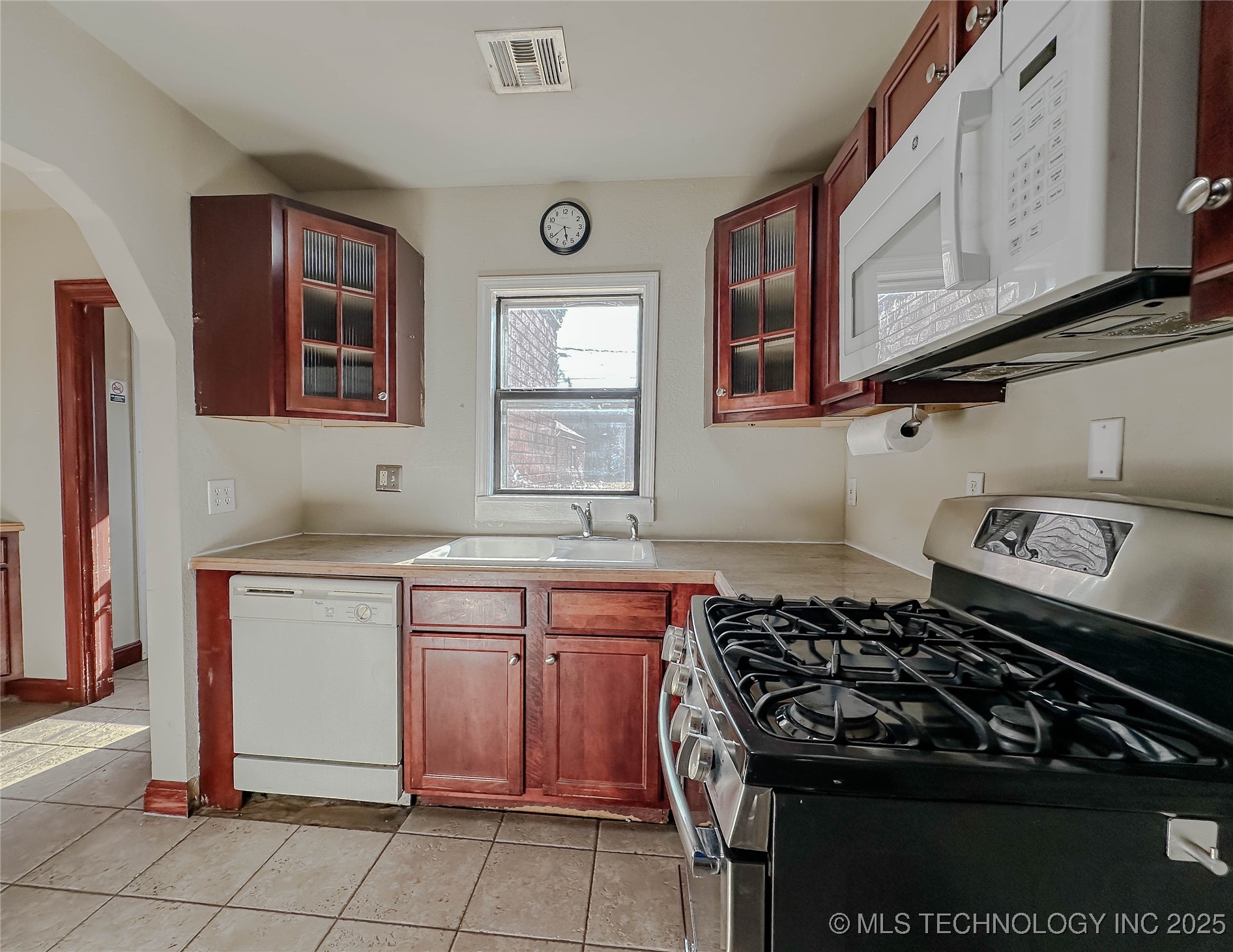 4724 E 3rd Street Property Photo 11