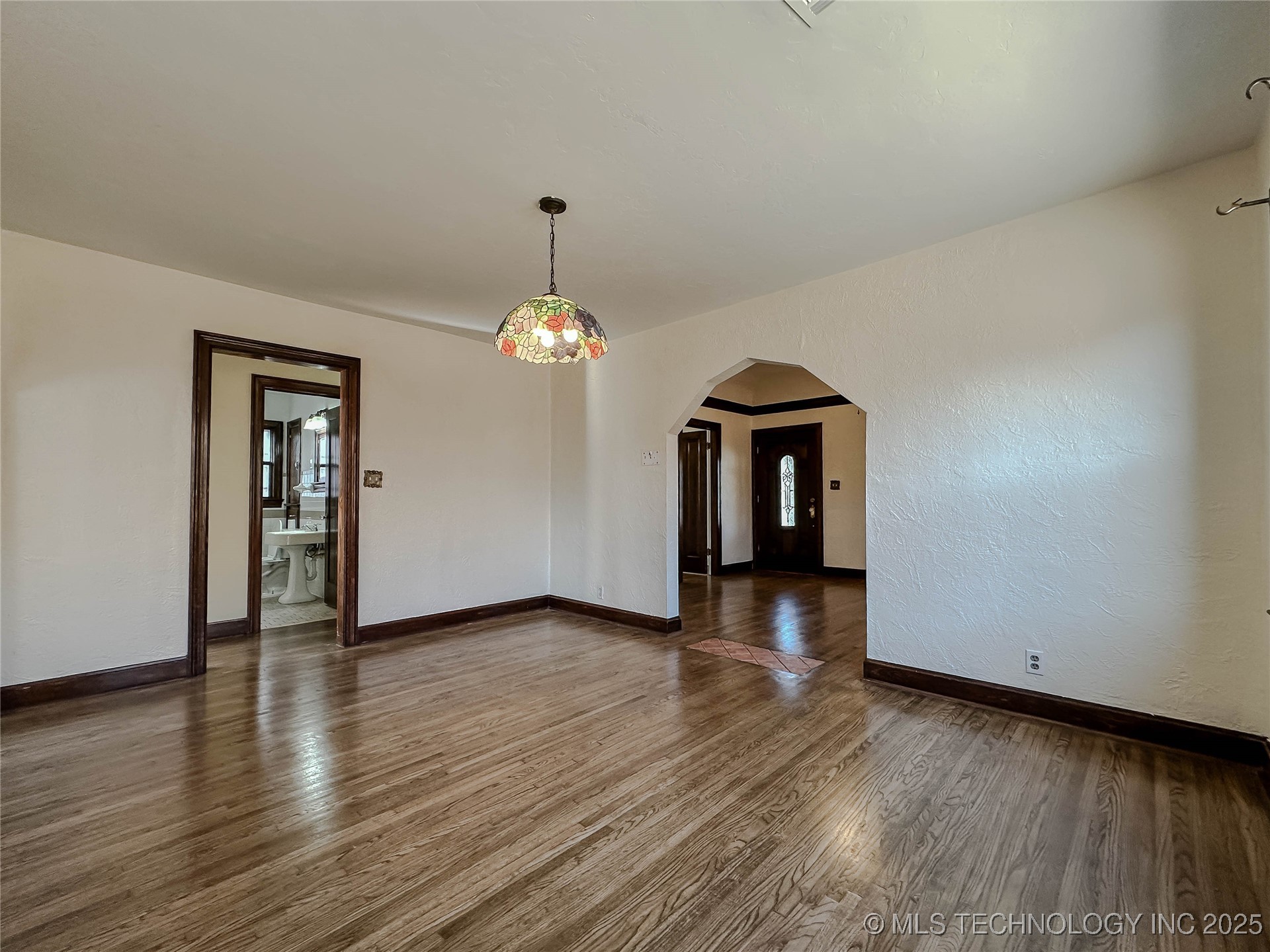 4724 E 3rd Street Property Photo 20