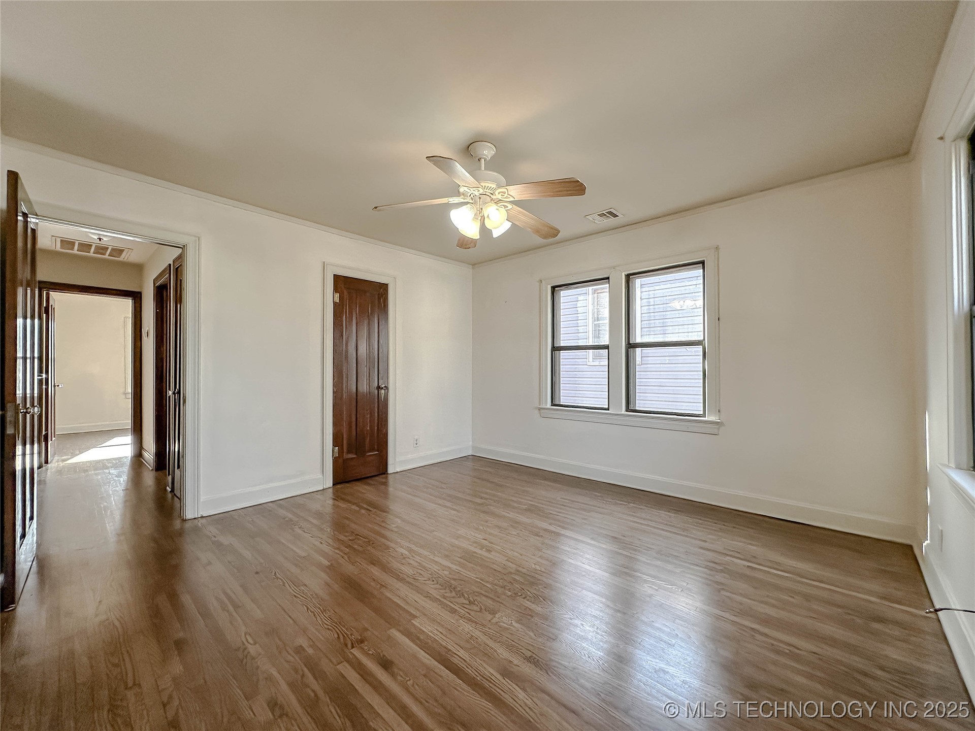 4724 E 3rd Street Property Photo 24