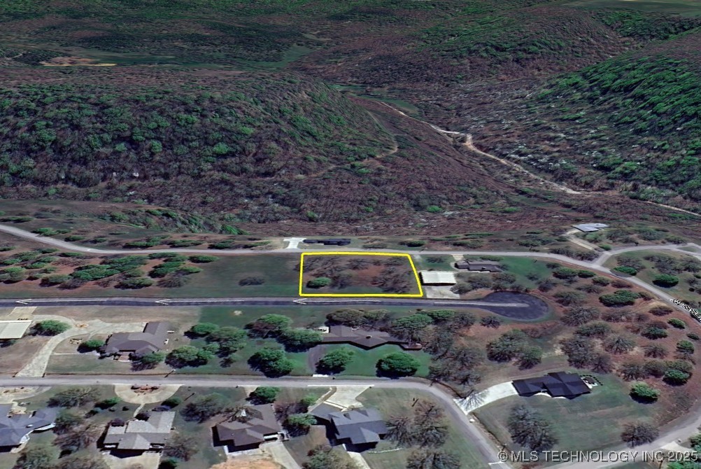 19061 E Wilderness Road Property Photo 3