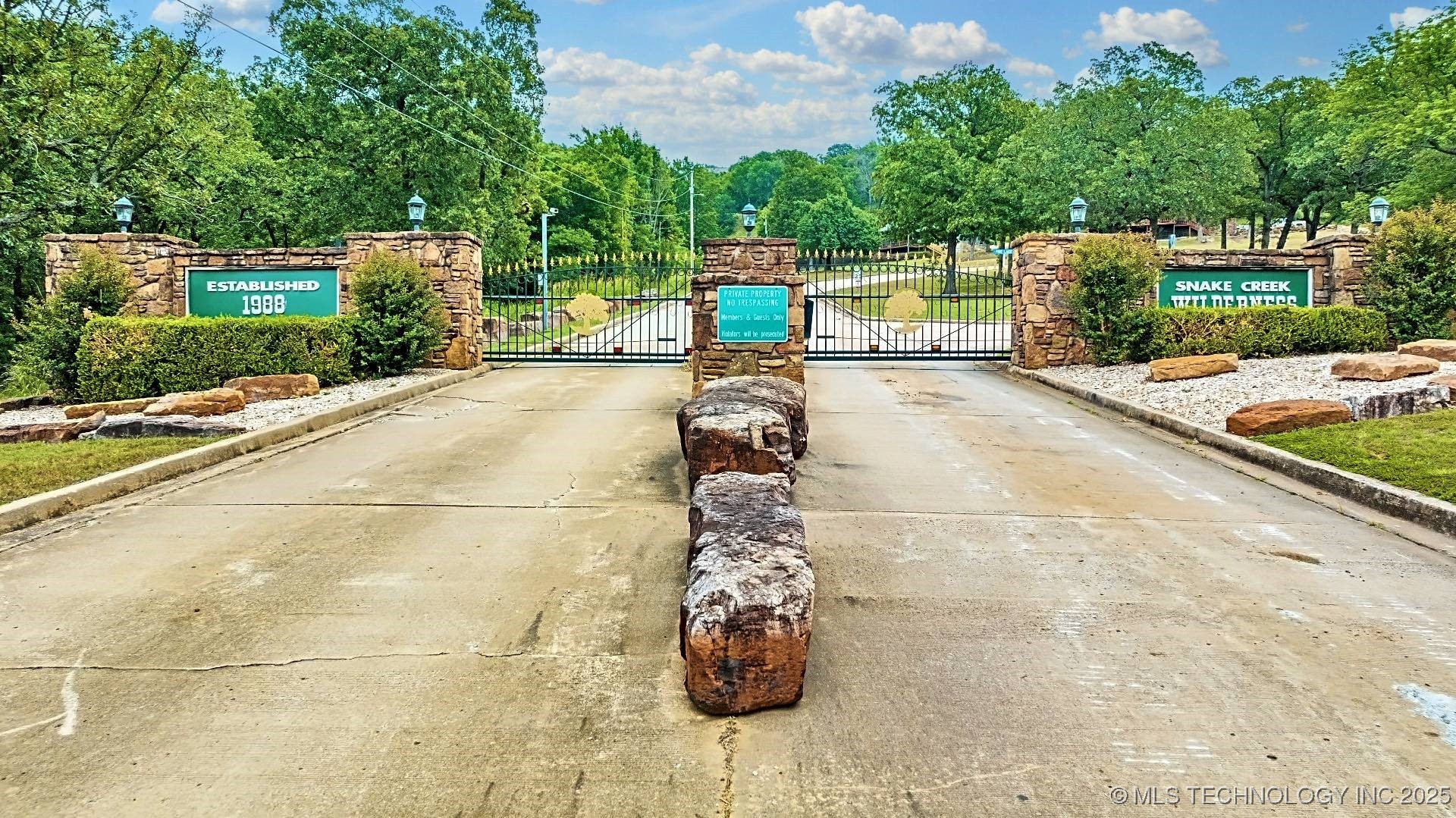 19061 E Wilderness Road Property Photo 25