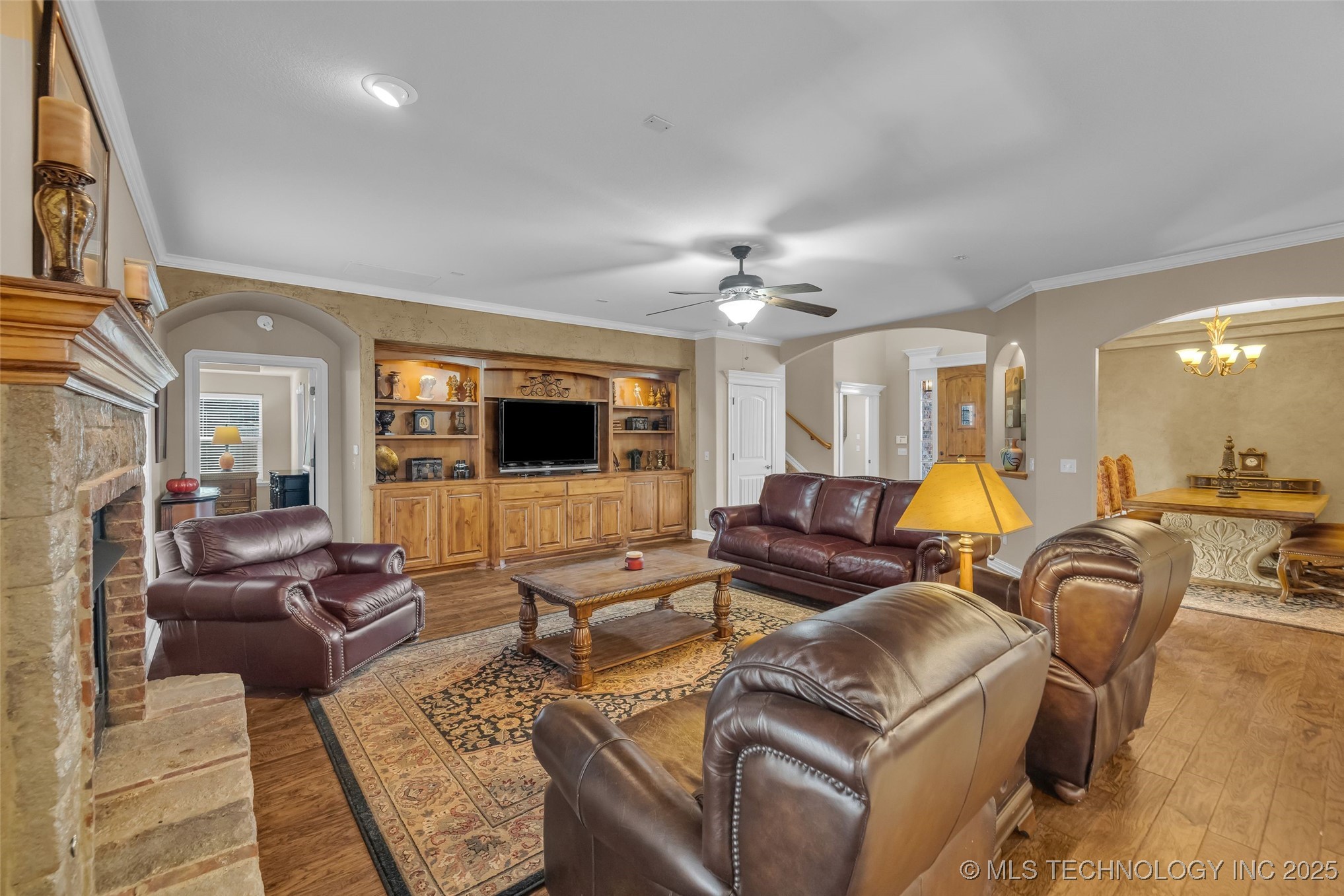 1204 W Fargo Lane Property Photo 12