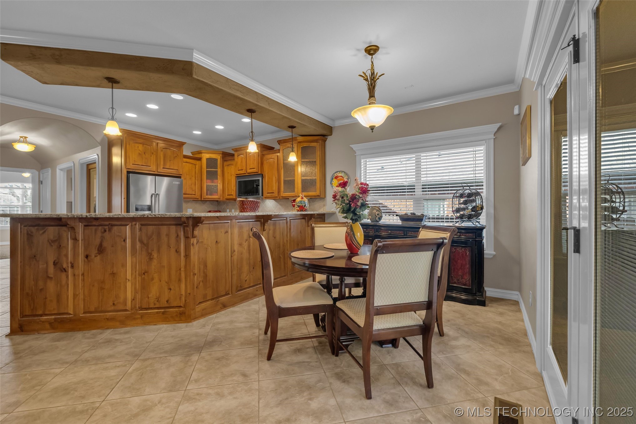 1204 W Fargo Lane Property Photo 14