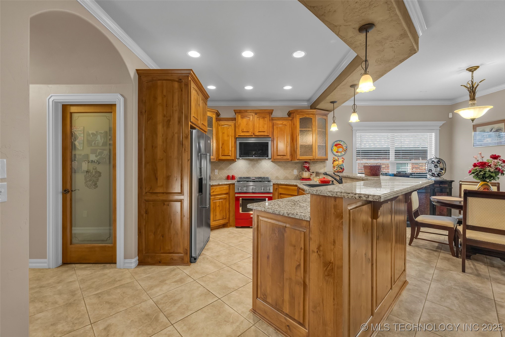 1204 W Fargo Lane Property Photo 18