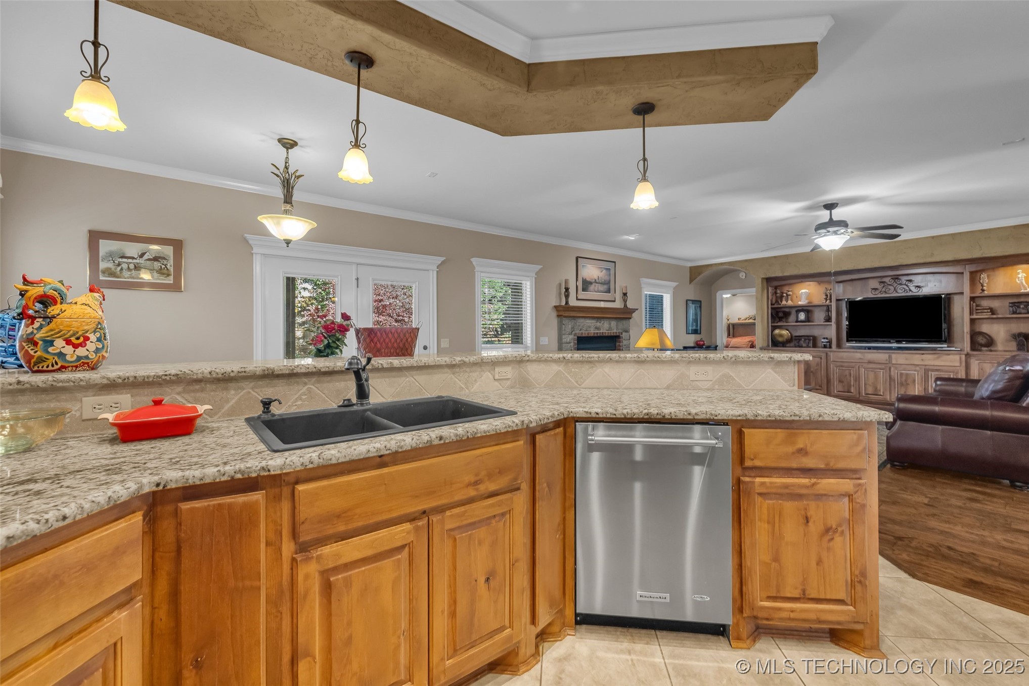 1204 W Fargo Lane Property Photo 22