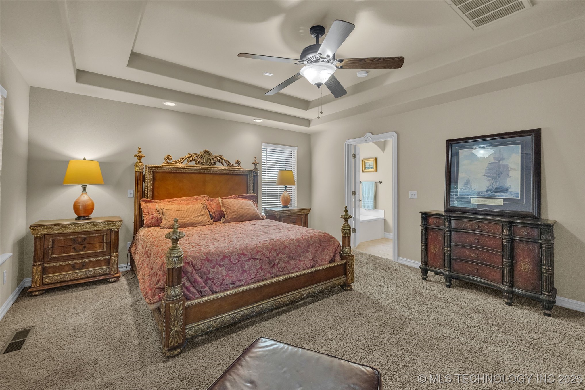 1204 W Fargo Lane Property Photo 31