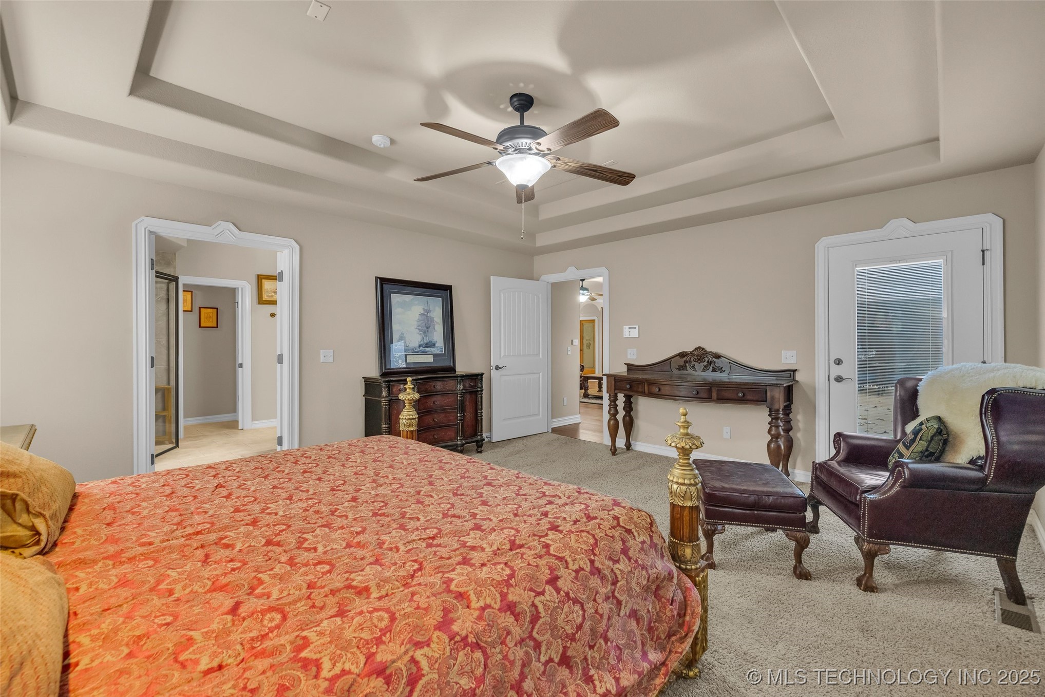 1204 W Fargo Lane Property Photo 32