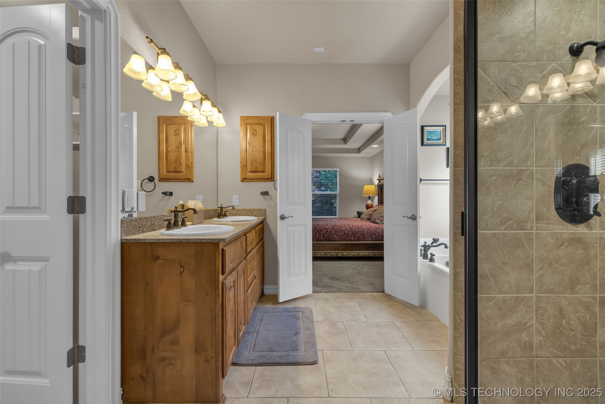 1204 W Fargo Lane Property Photo 36