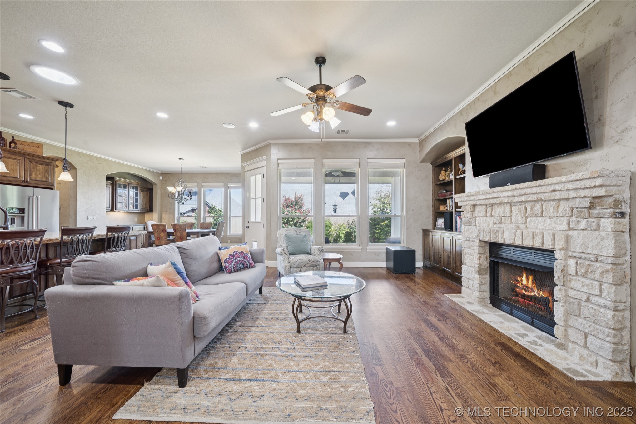 11285 S 73rd Place Property Photo 11