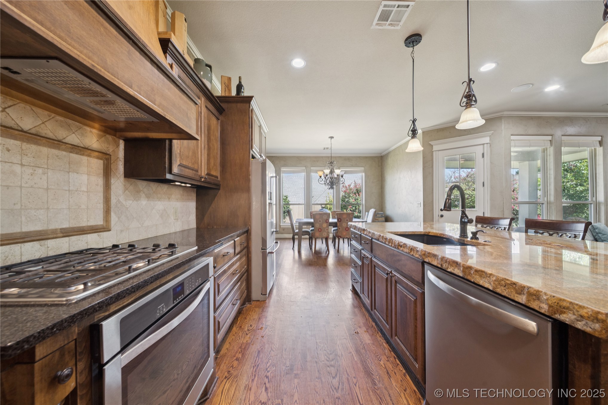 11285 S 73rd Place Property Photo 18