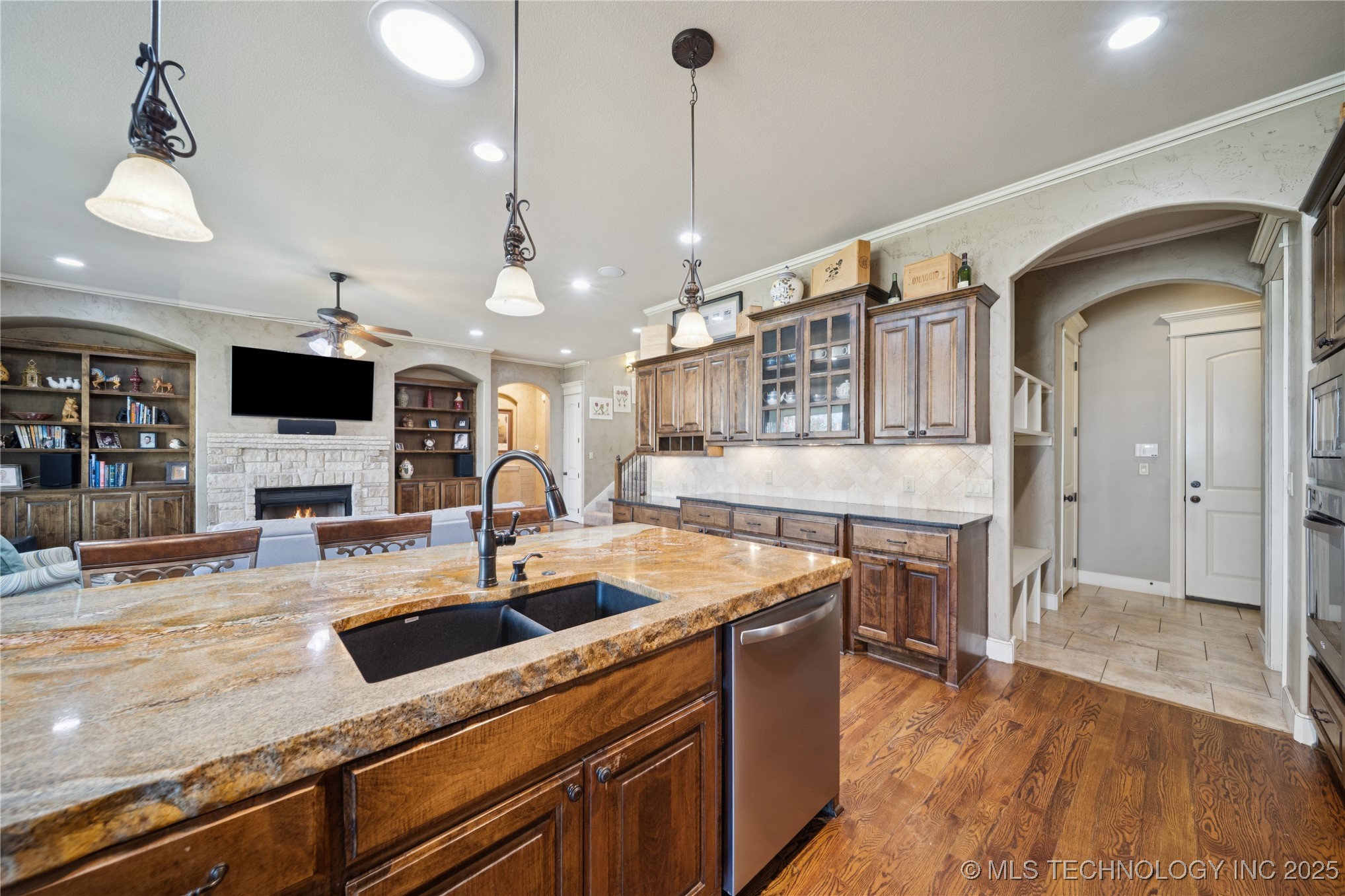 11285 S 73rd Place Property Photo 22