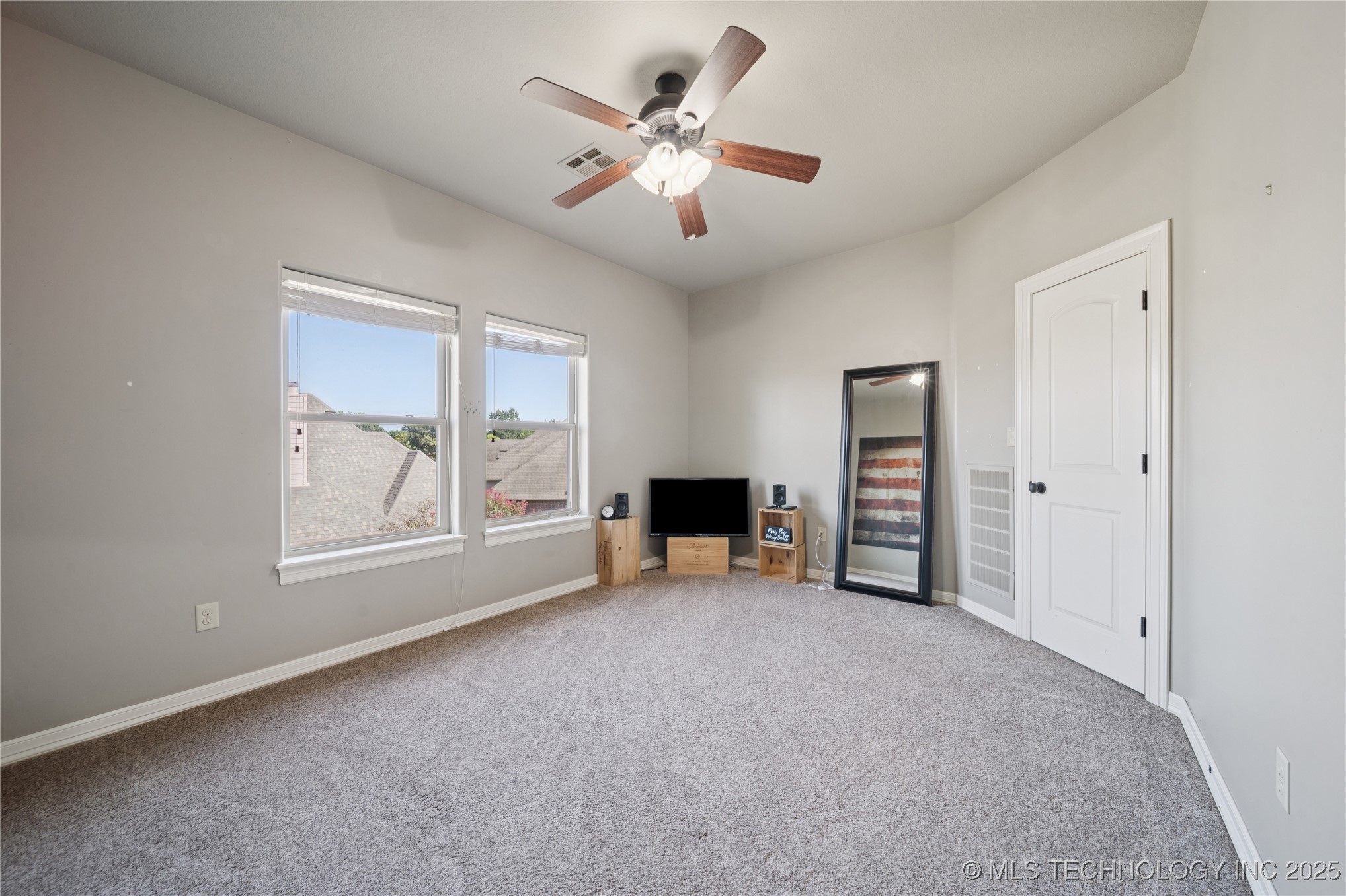 11285 S 73rd Place Property Photo 39