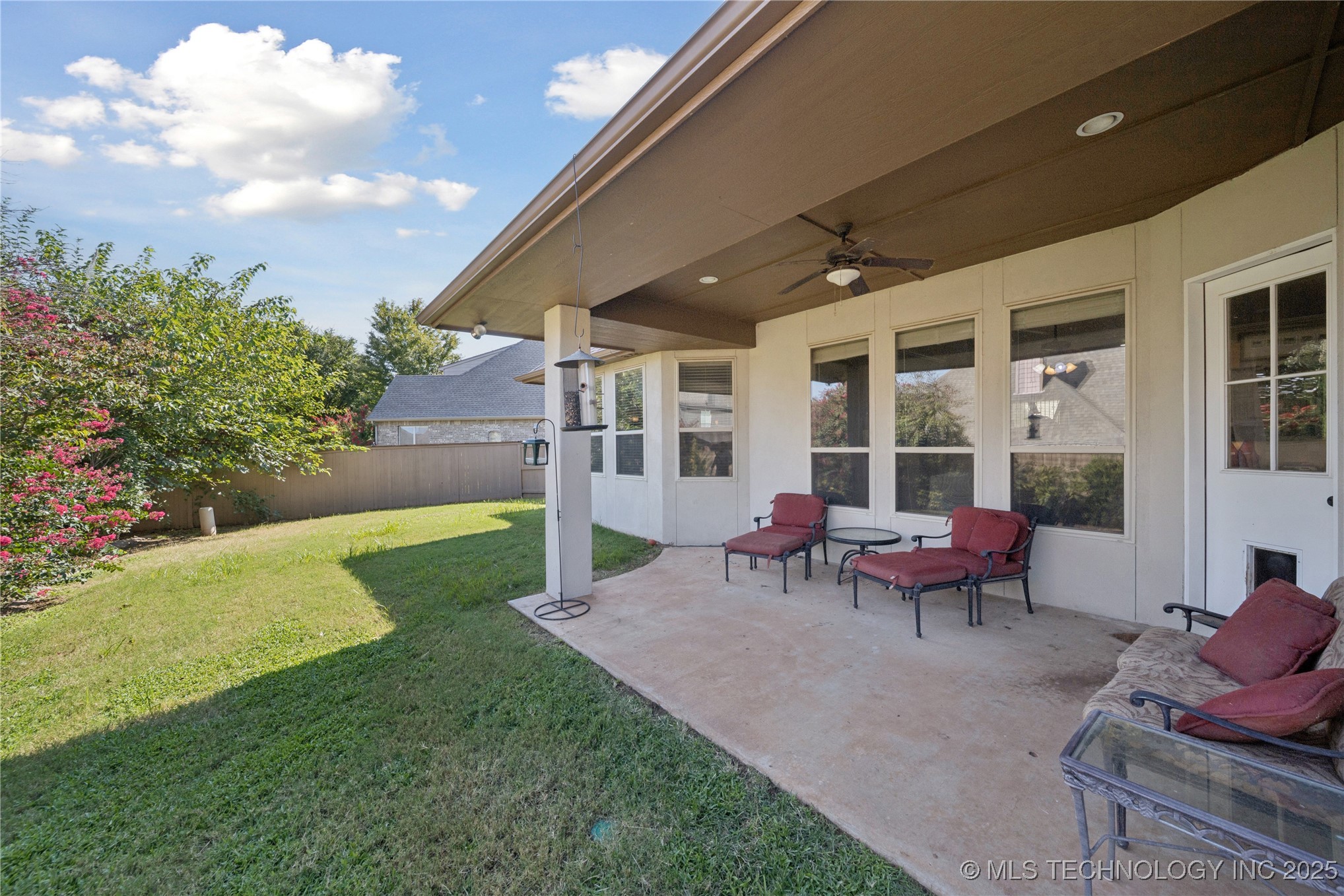 11285 S 73rd Place Property Photo 49