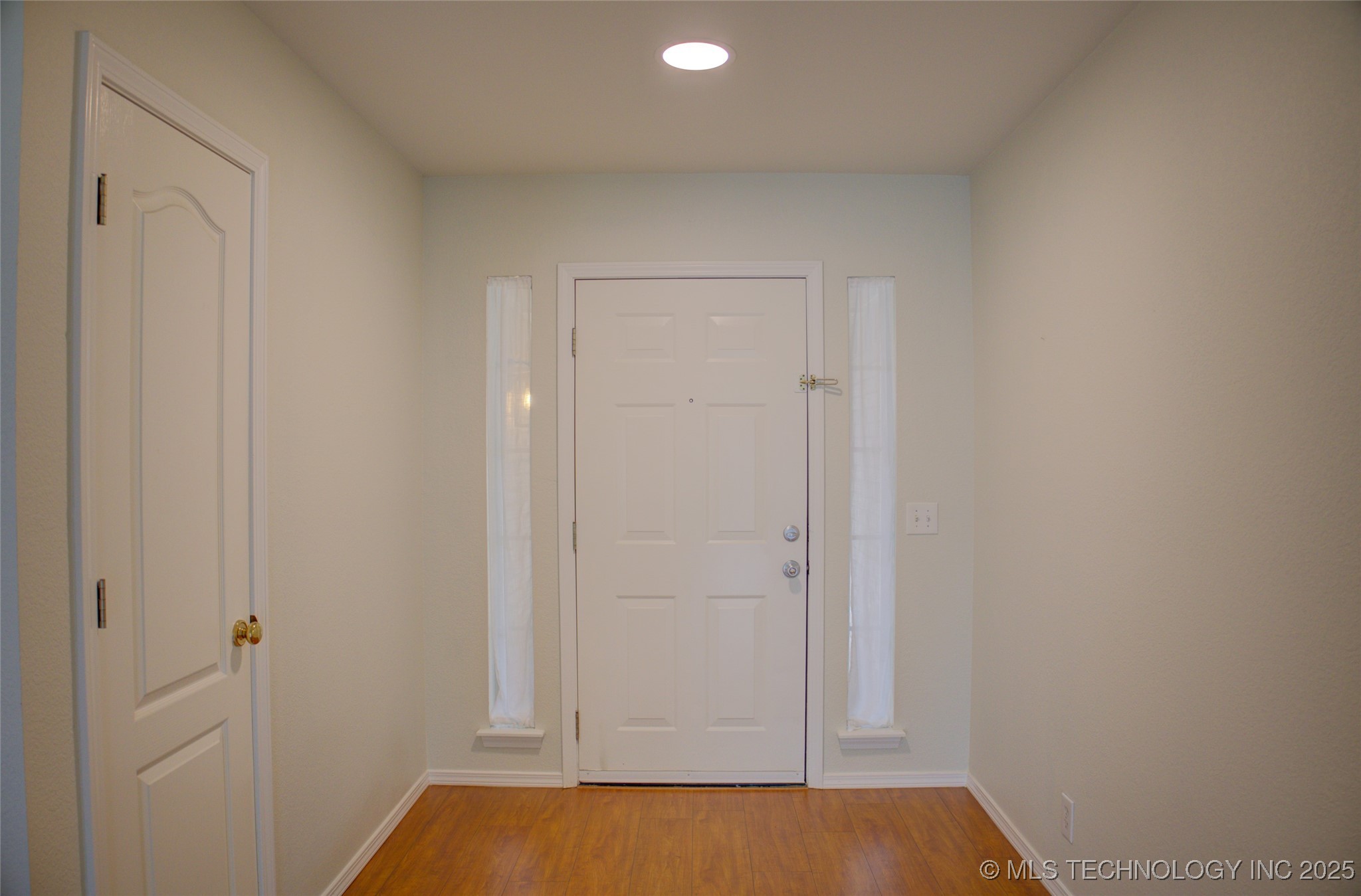 11511 S 108th East Place Property Photo 3