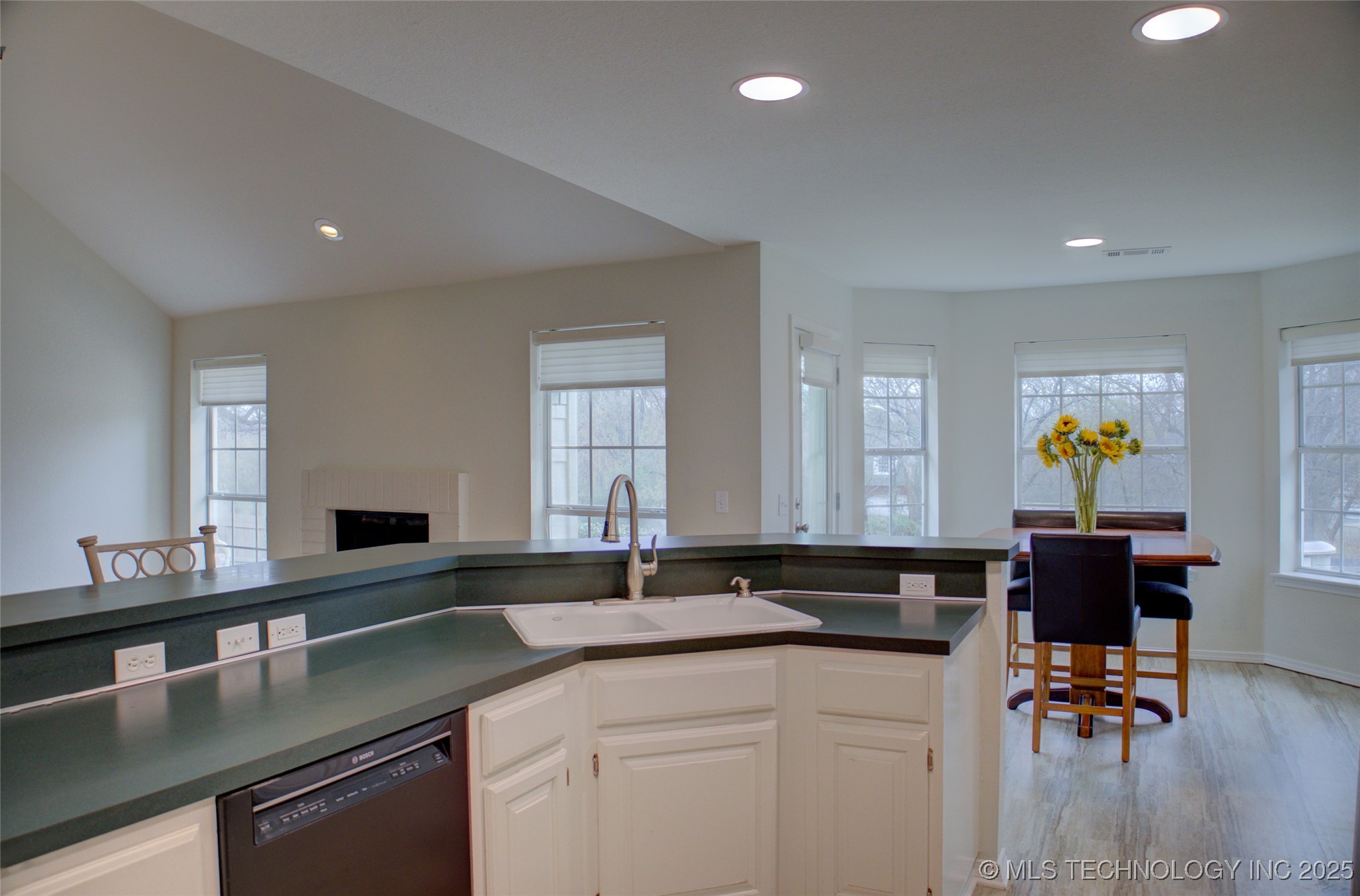 11511 S 108th East Place Property Photo 16