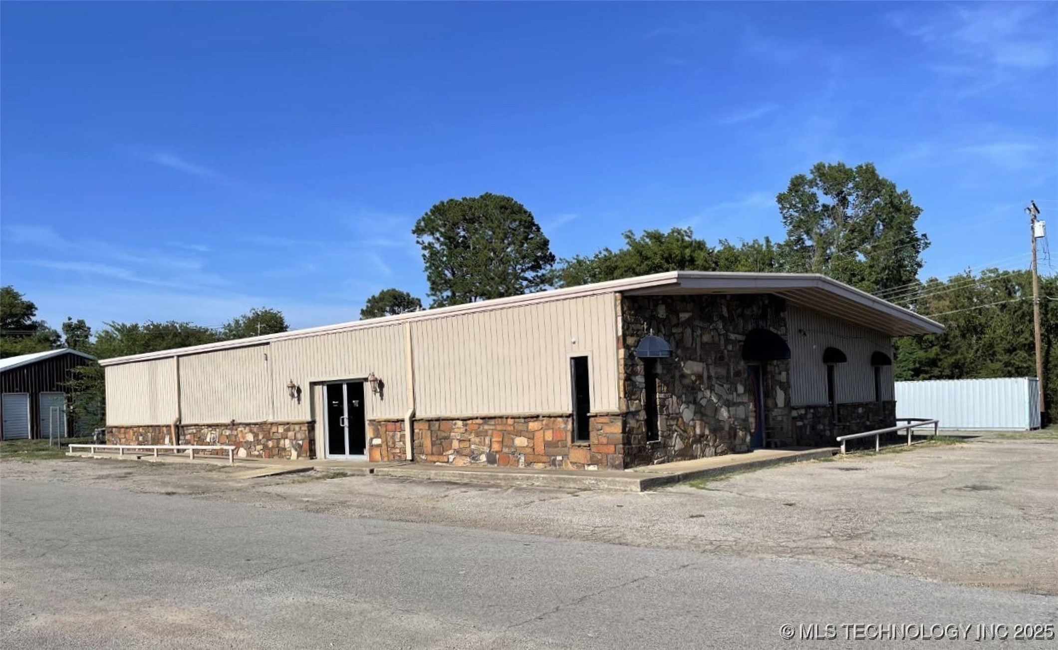 301 Turman Street Property Photo 2