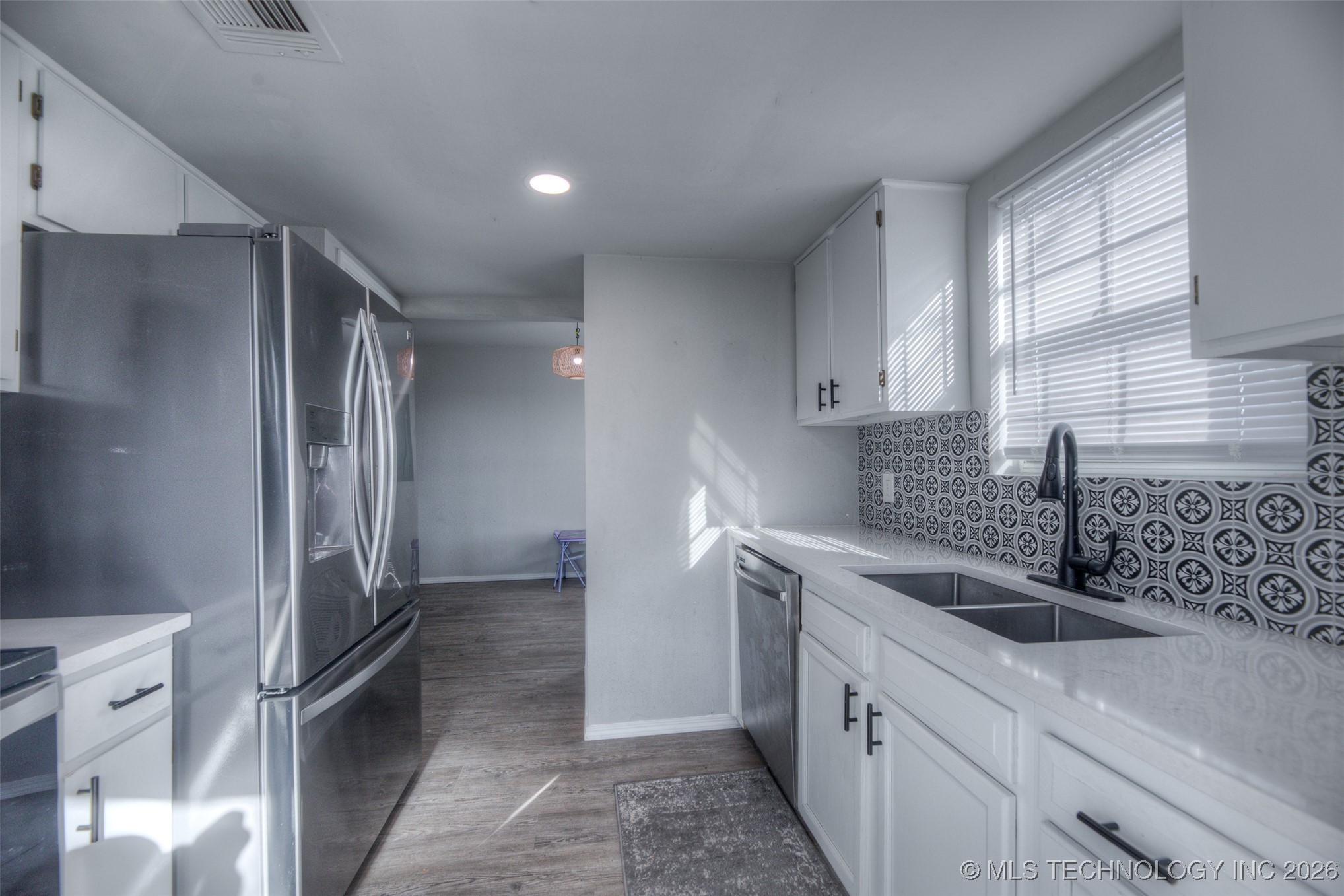 229 N Burnett Street Property Photo 22