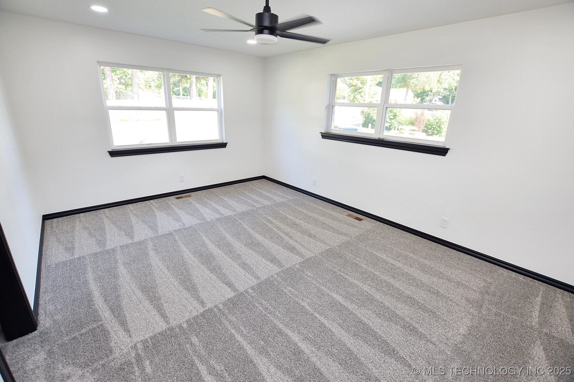 717 N Oklahoma Avenue Property Photo 24