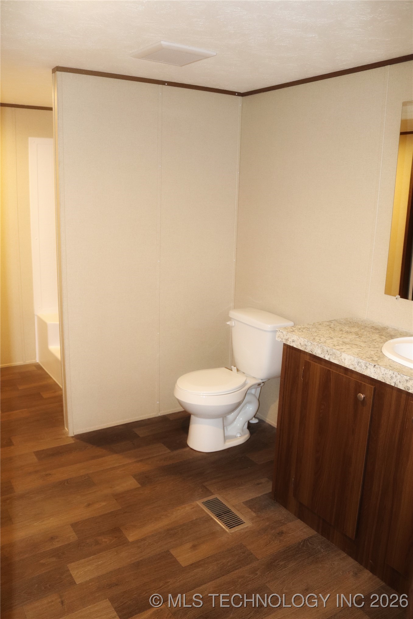 16130 Harper Lane Property Photo 19