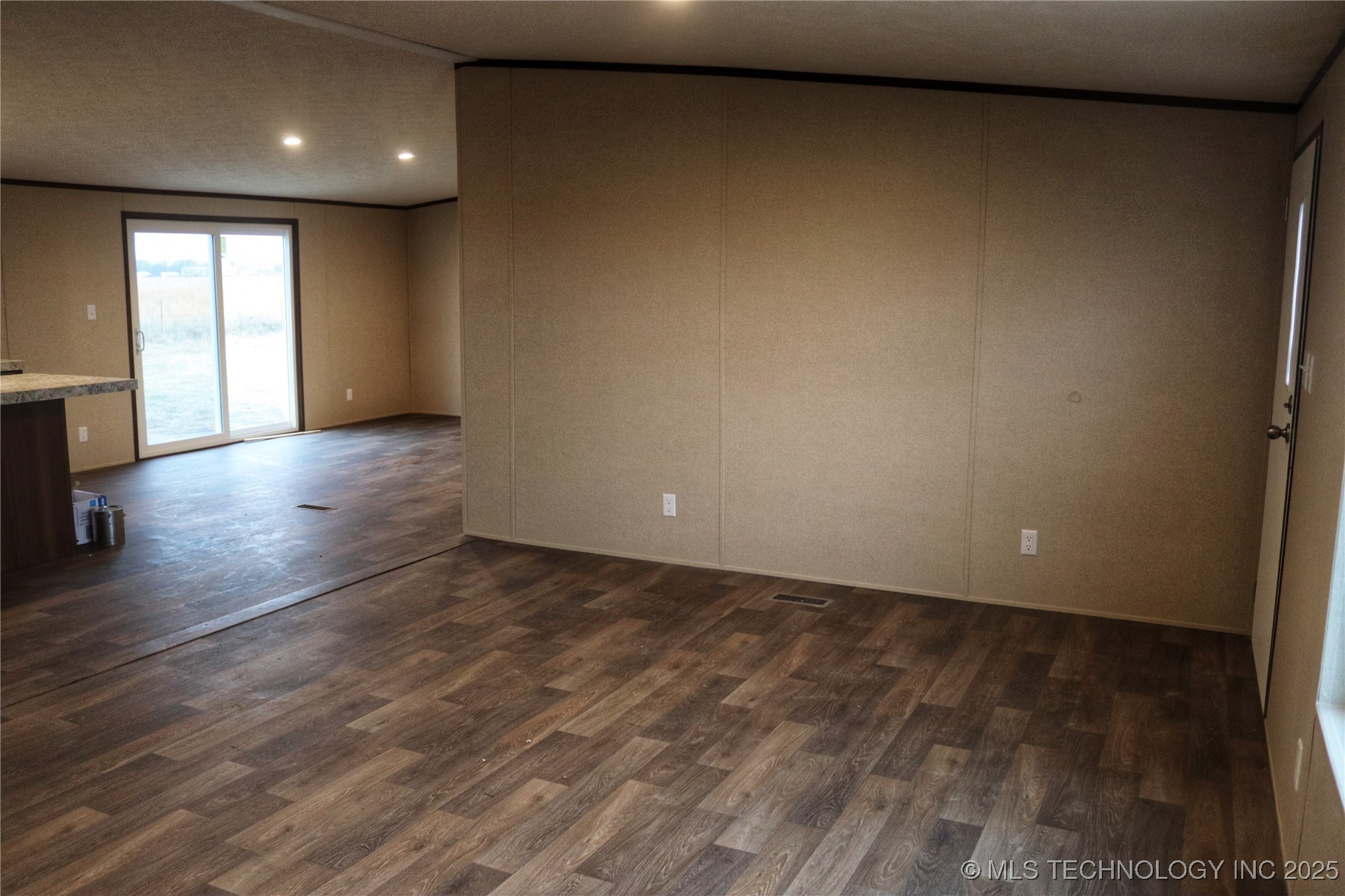 16130 Harper Lane Property Photo 25