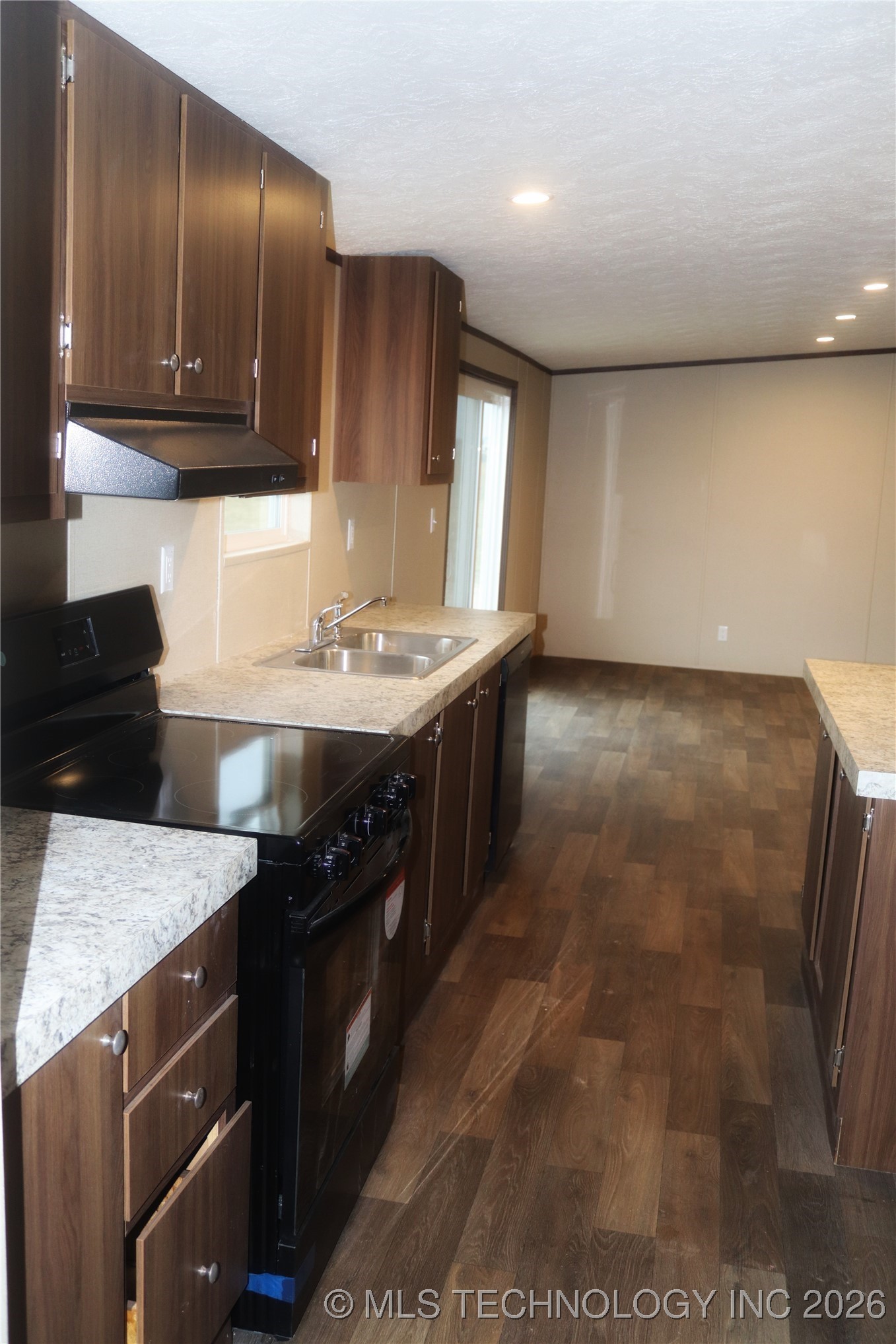 16130 Harper Lane Property Photo 27