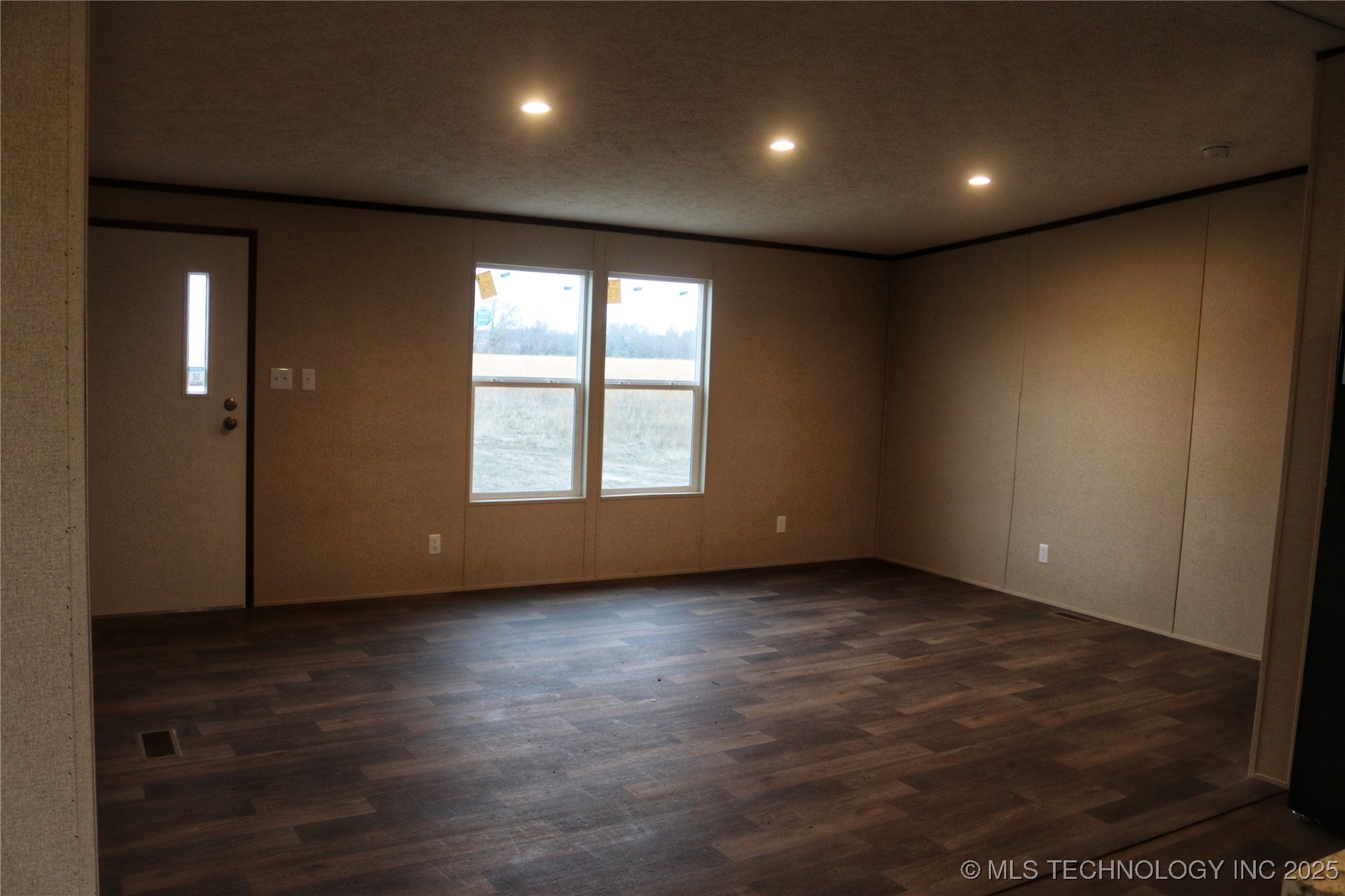 16130 Harper Lane Property Photo 29